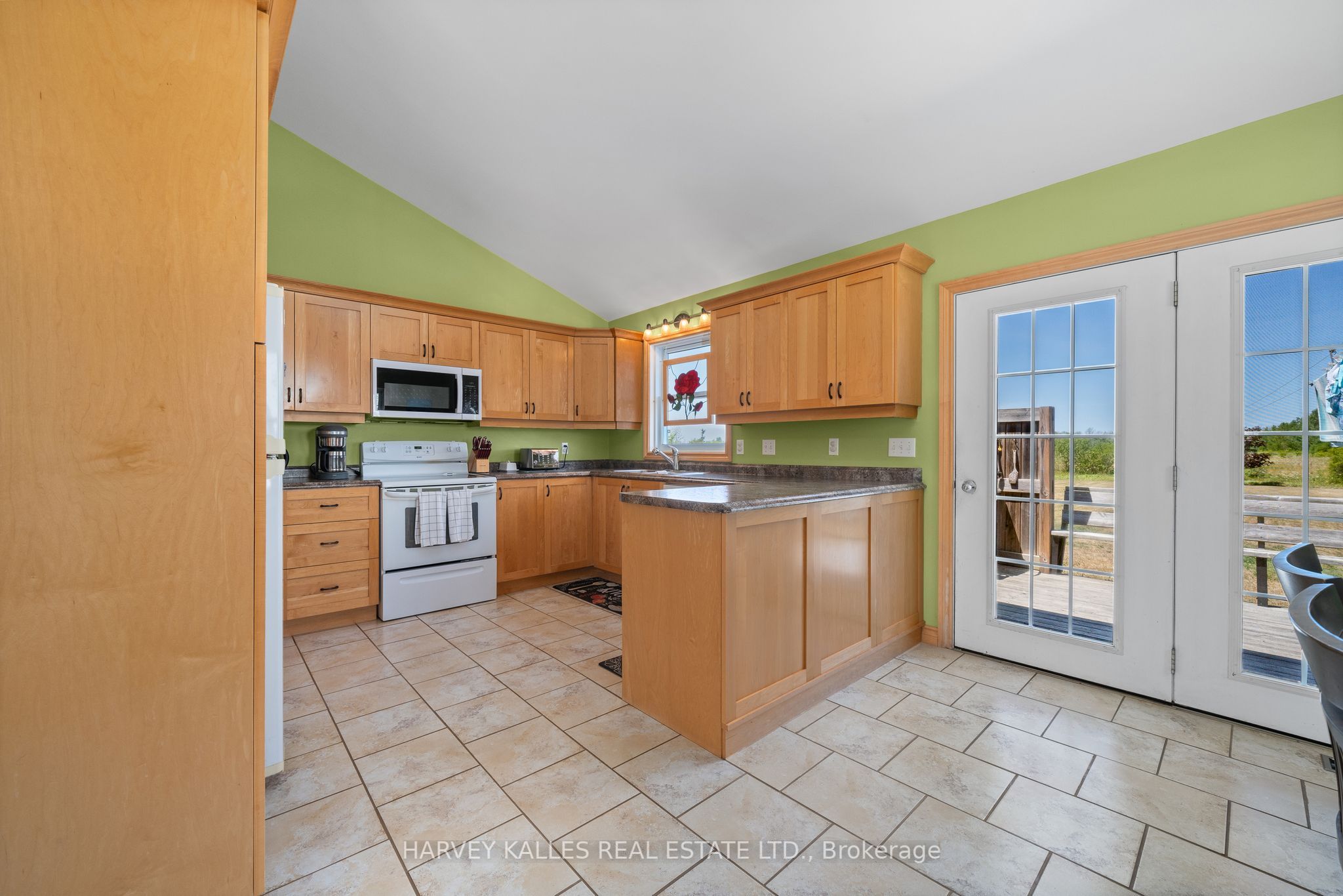 168 Schoolhouse Road Property Photo 15