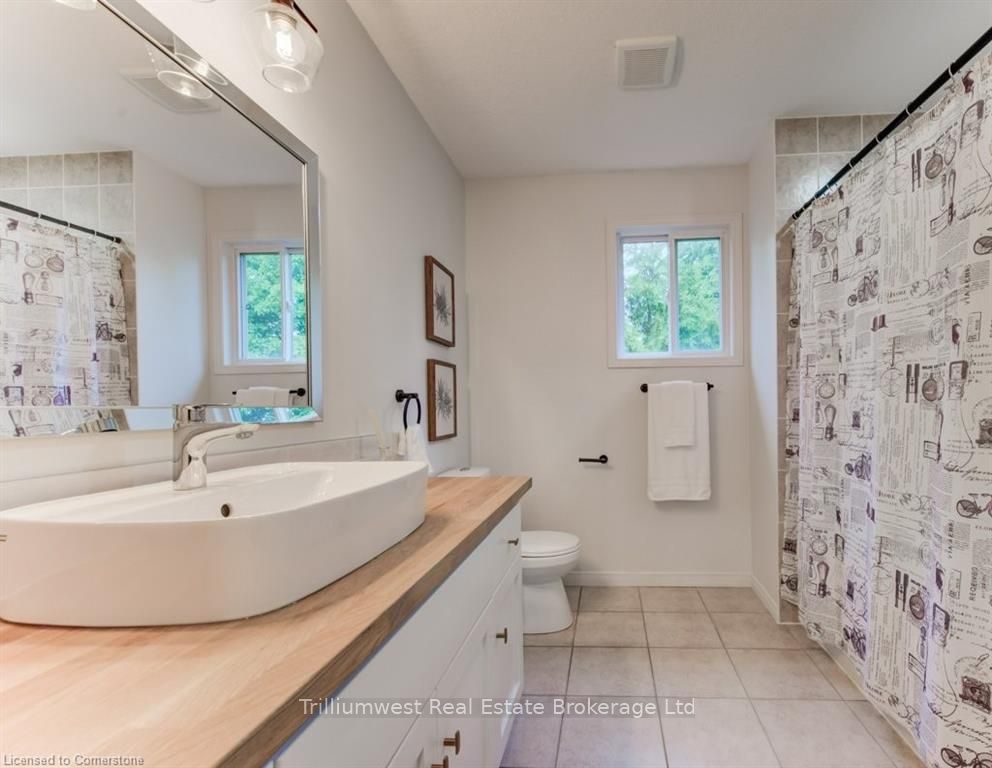 33 Henderson Drive Property Photo 31