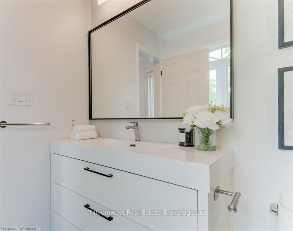 33 Henderson Drive Property Photo 32
