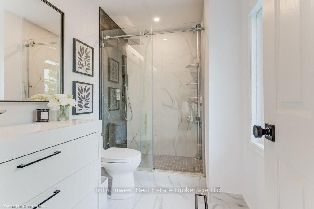 33 Henderson Drive Property Photo 33