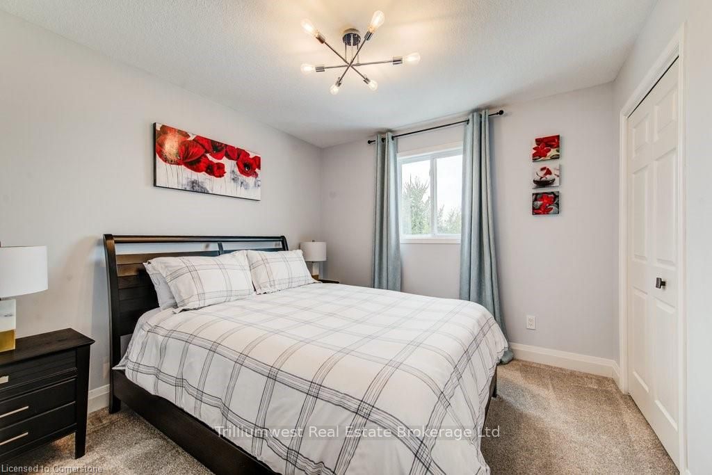 33 Henderson Drive Property Photo 43