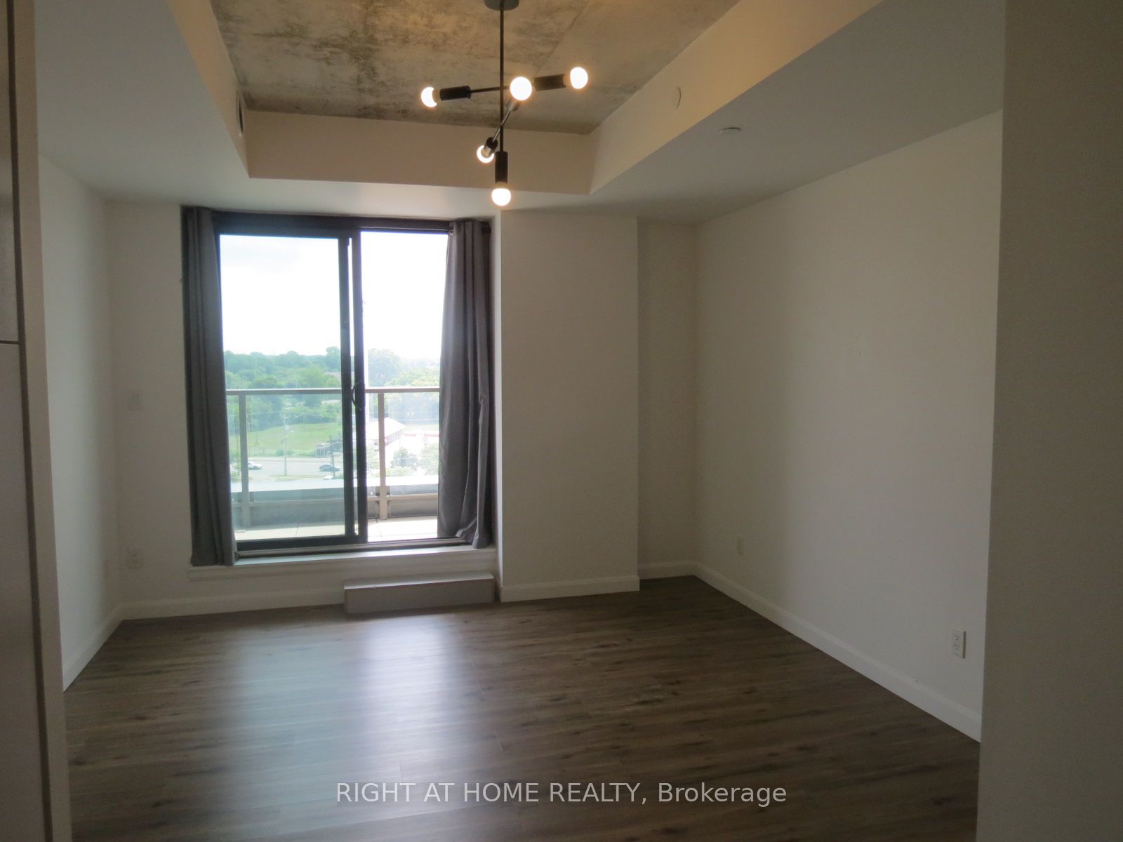 7 Erie Avenue 704 Property Photo 14