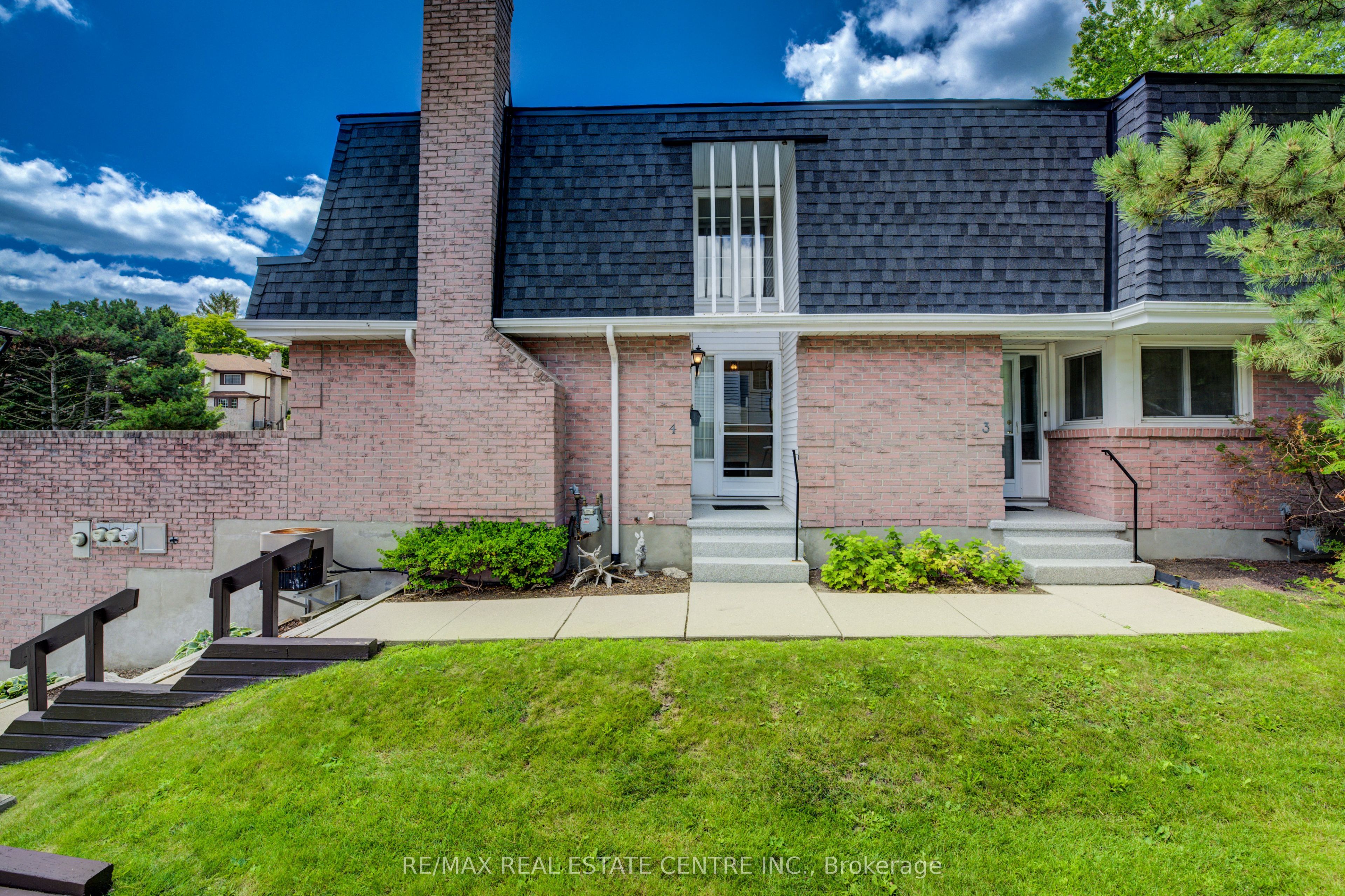 493 Beechwood Drive 4 Property Photo 3