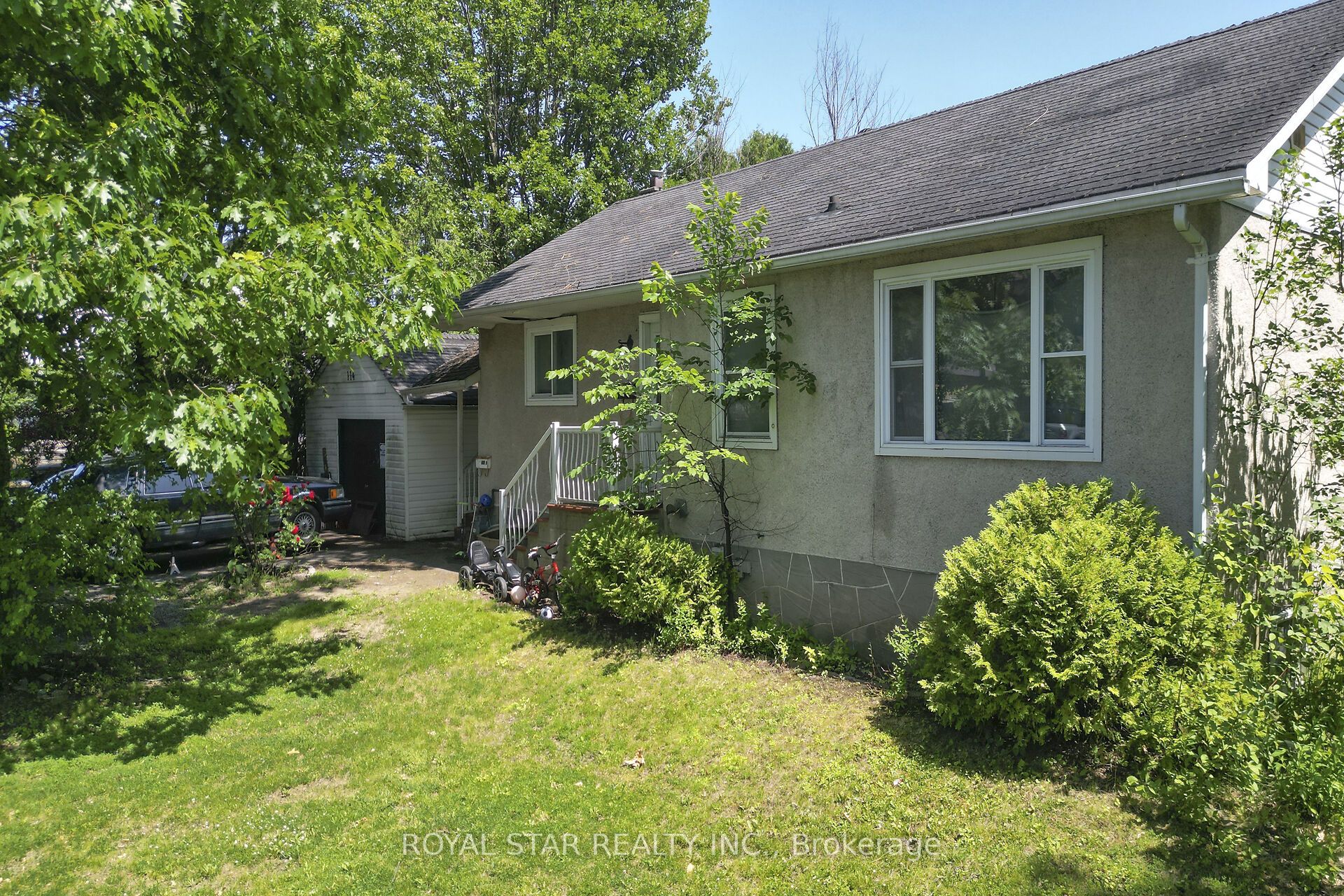 114 Tower Rd Property Photo 15