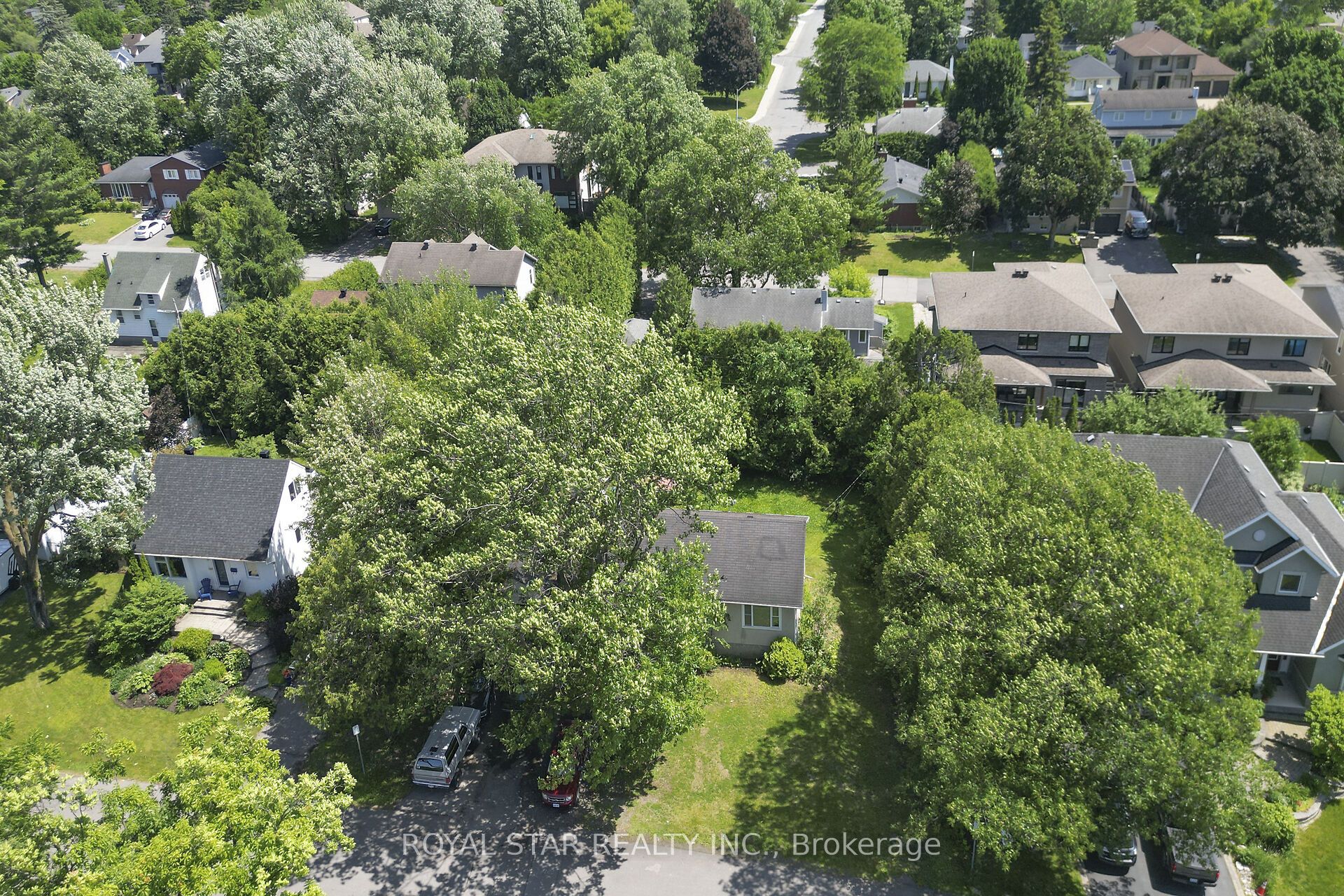 114 Tower Rd Property Photo 18