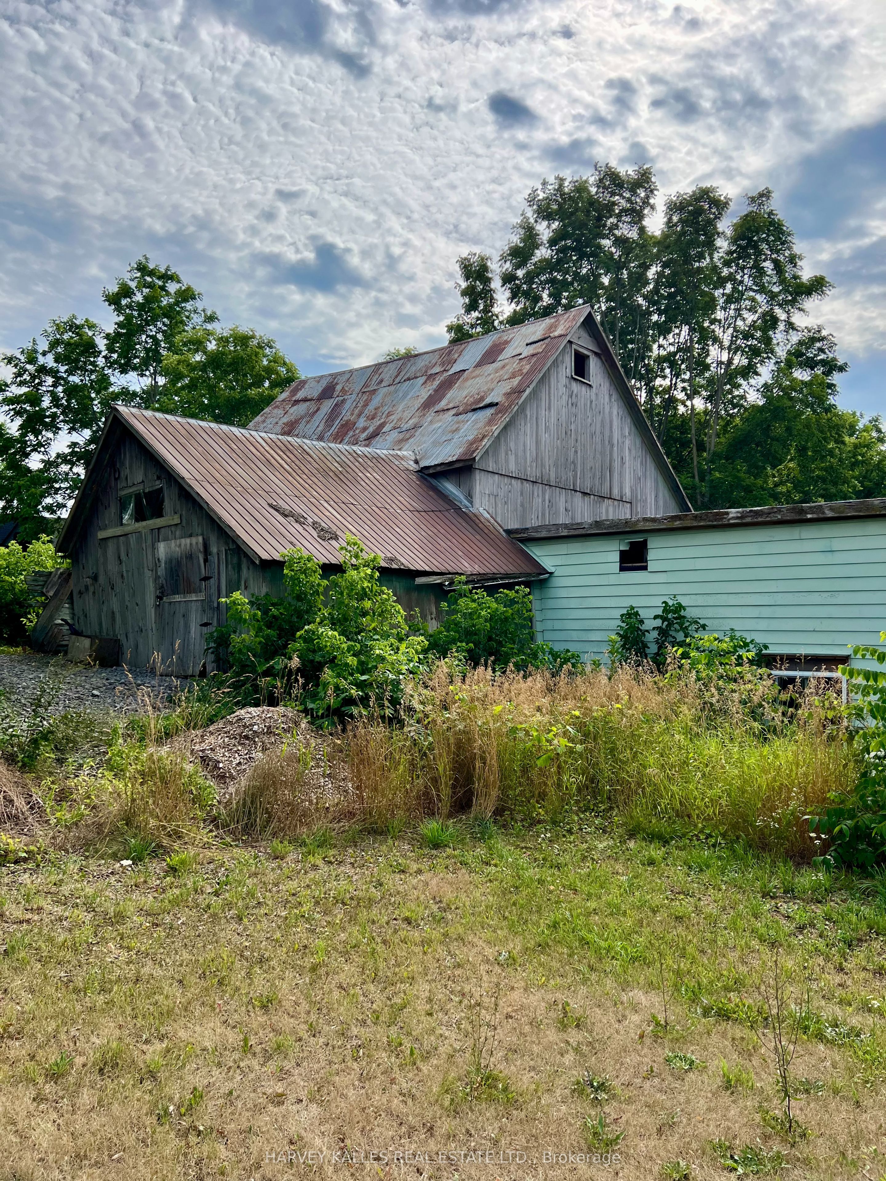 496 County Rd 10 Road Property Photo 4