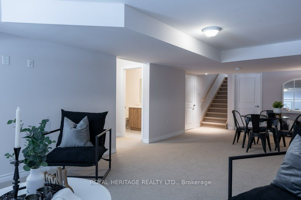 17 Lakewood Crescent 28 Property Photo 18