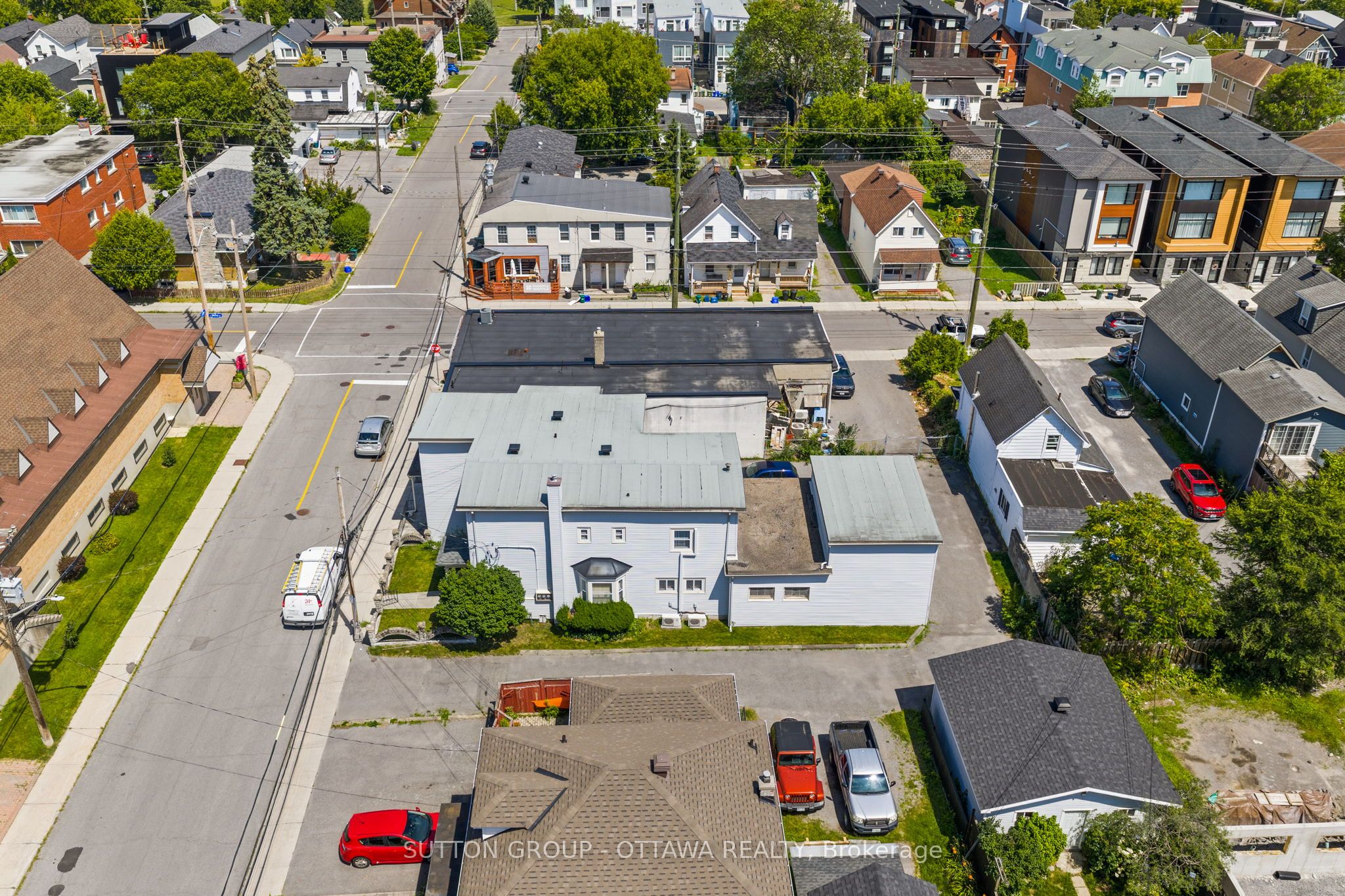 64 Lyndale Avenue Property Photo 6