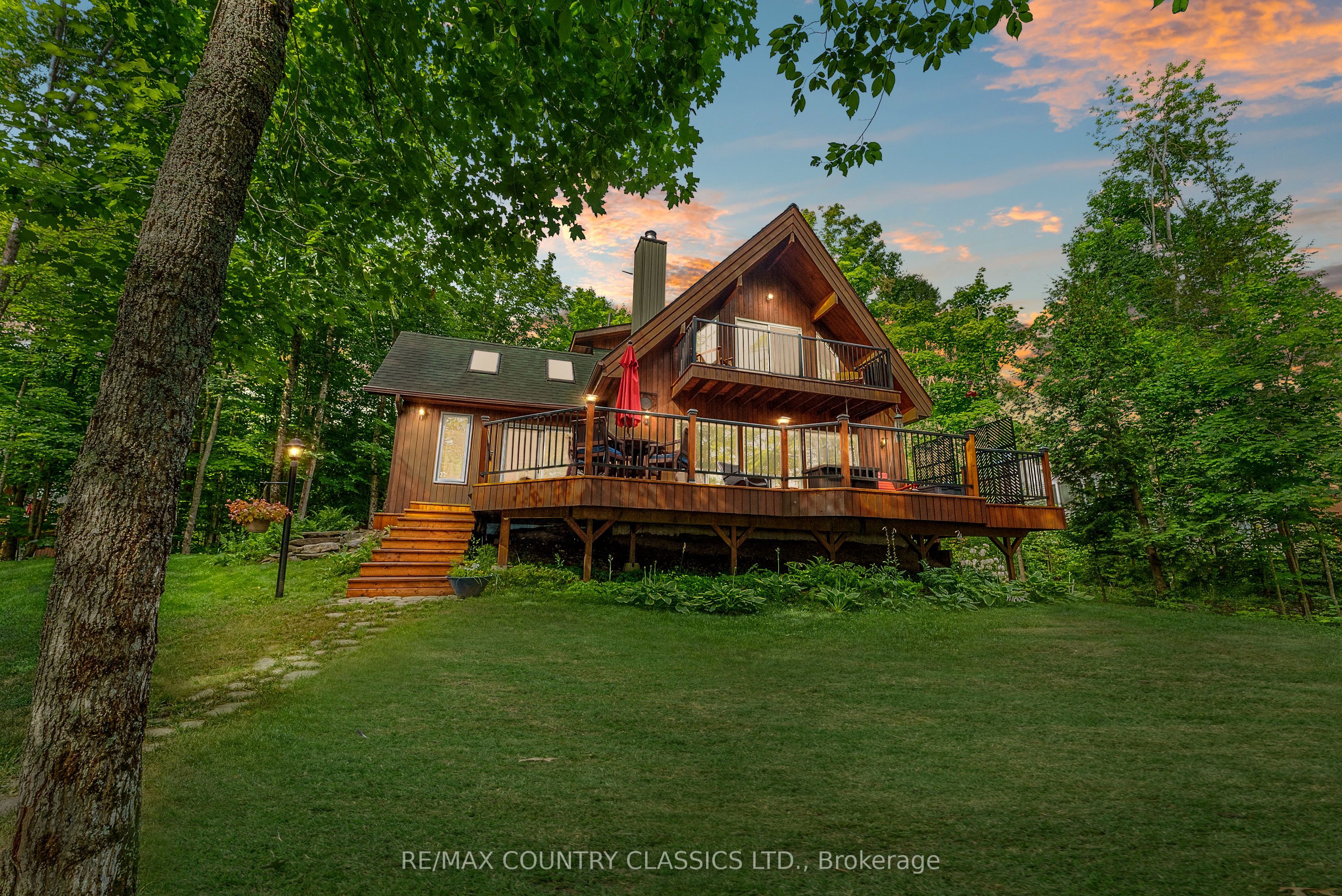 1115C Steenburg Lake Road N Property Photo 1