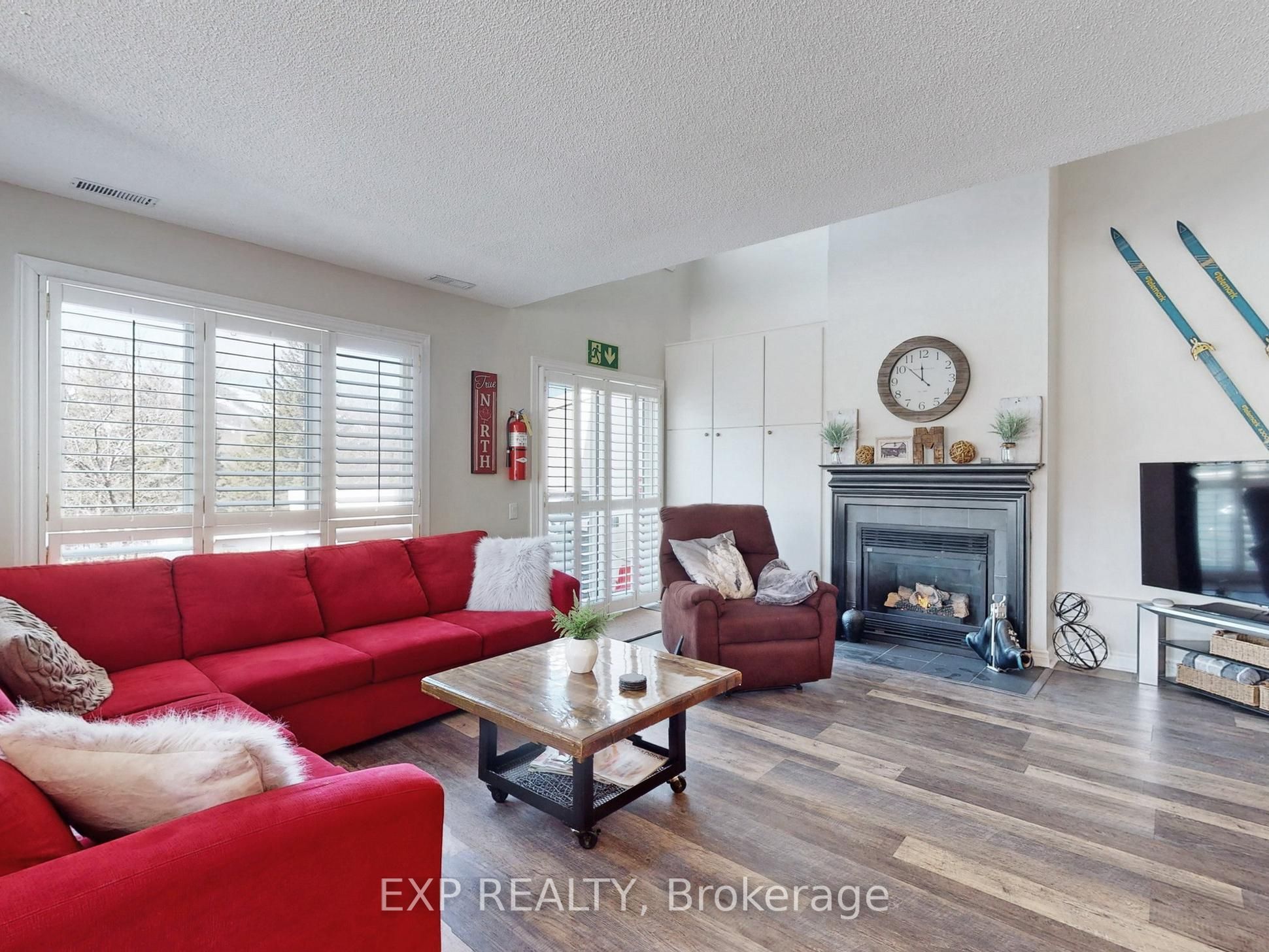 120 Fairway Court 215 Property Photo 8