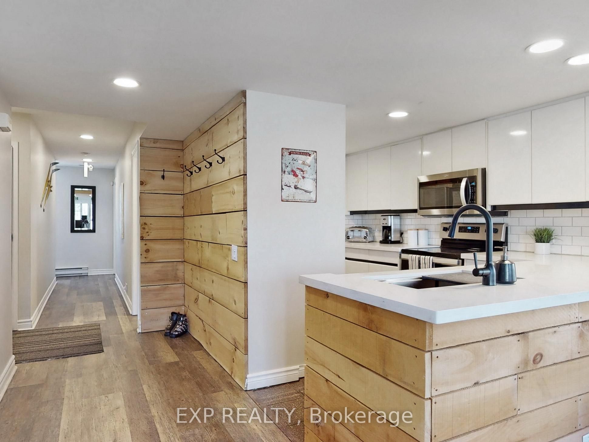 120 Fairway Court 215 Property Photo 13