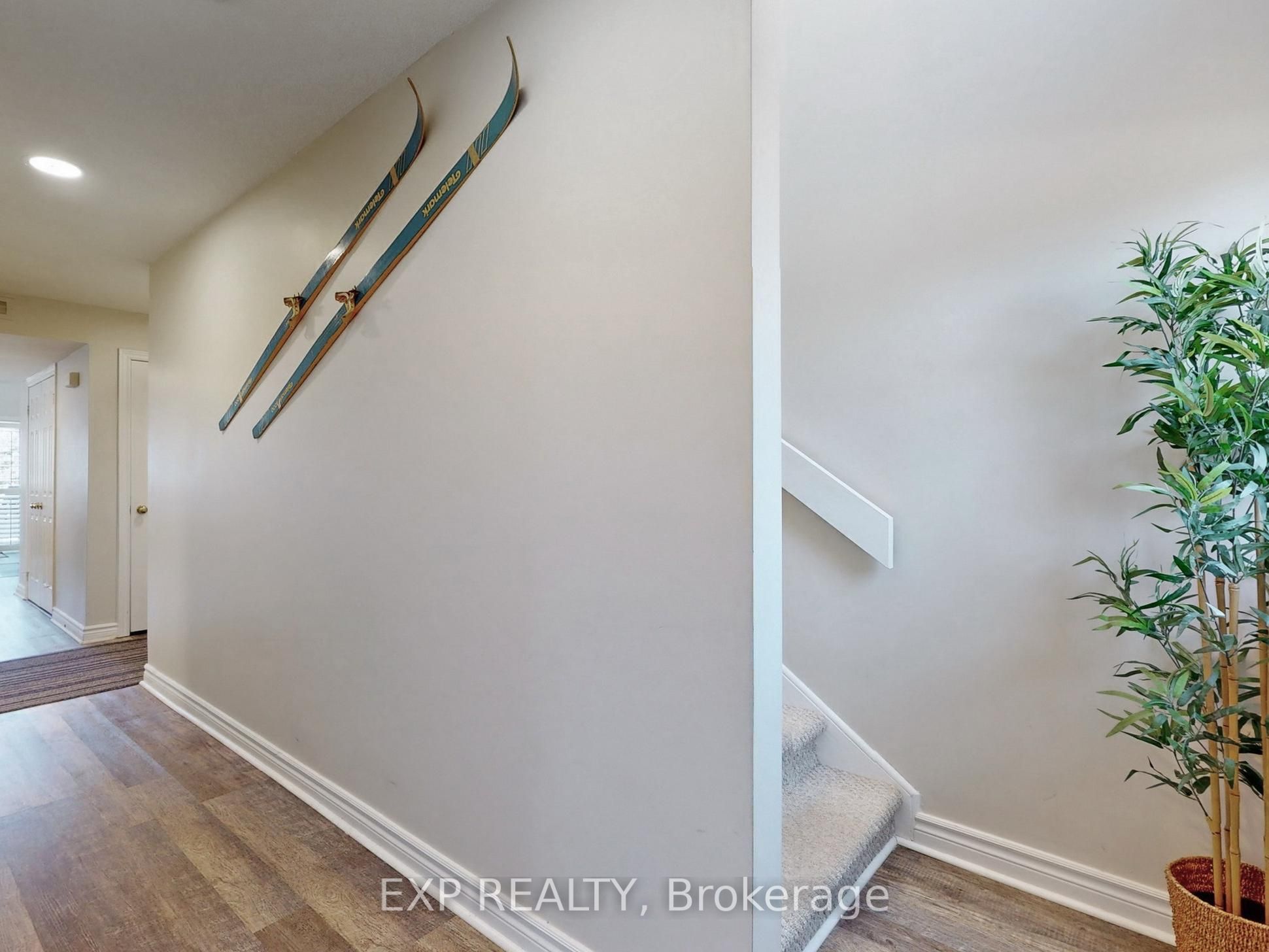 120 Fairway Court 215 Property Photo 18