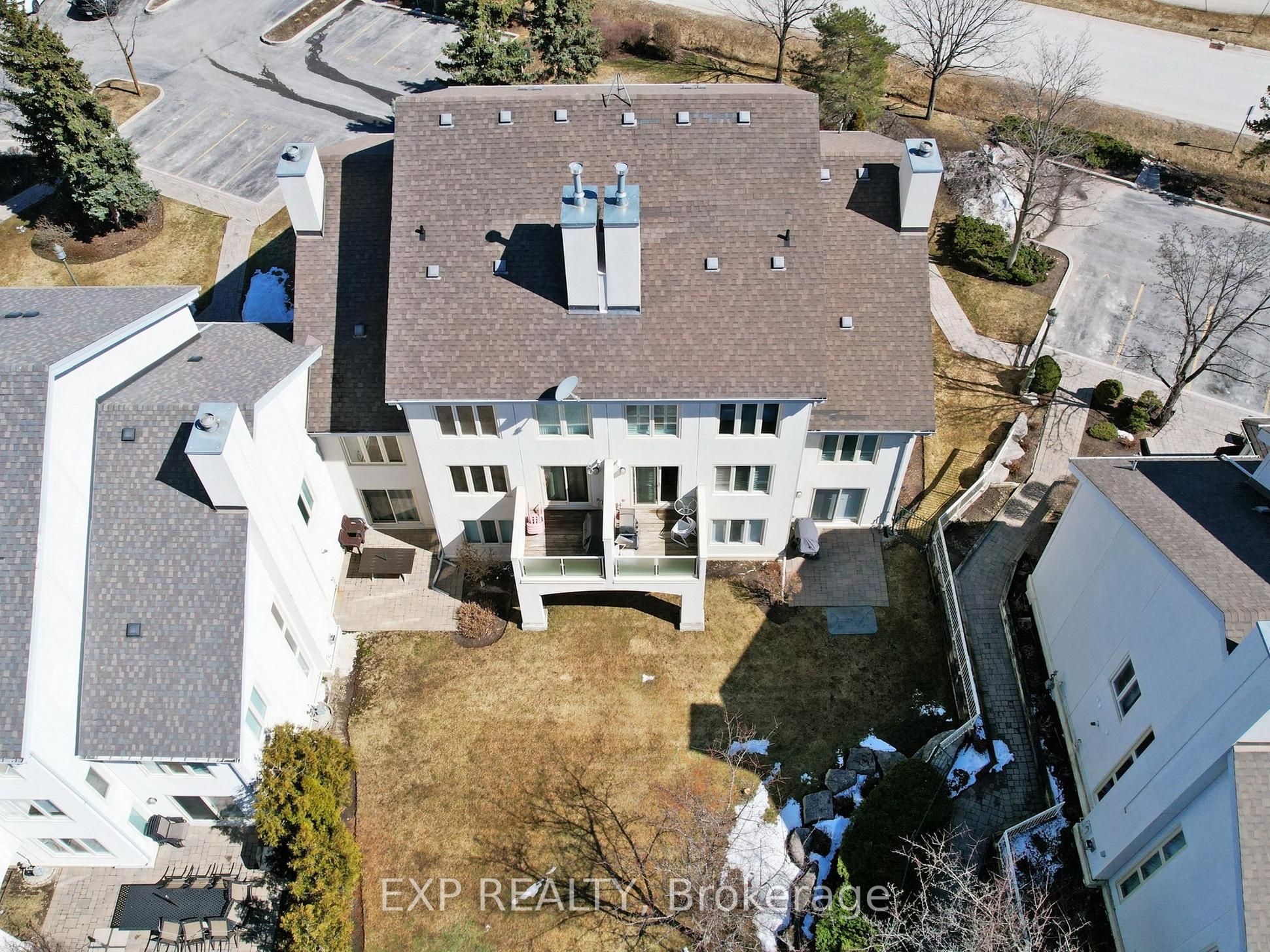 120 Fairway Court 215 Property Photo 34