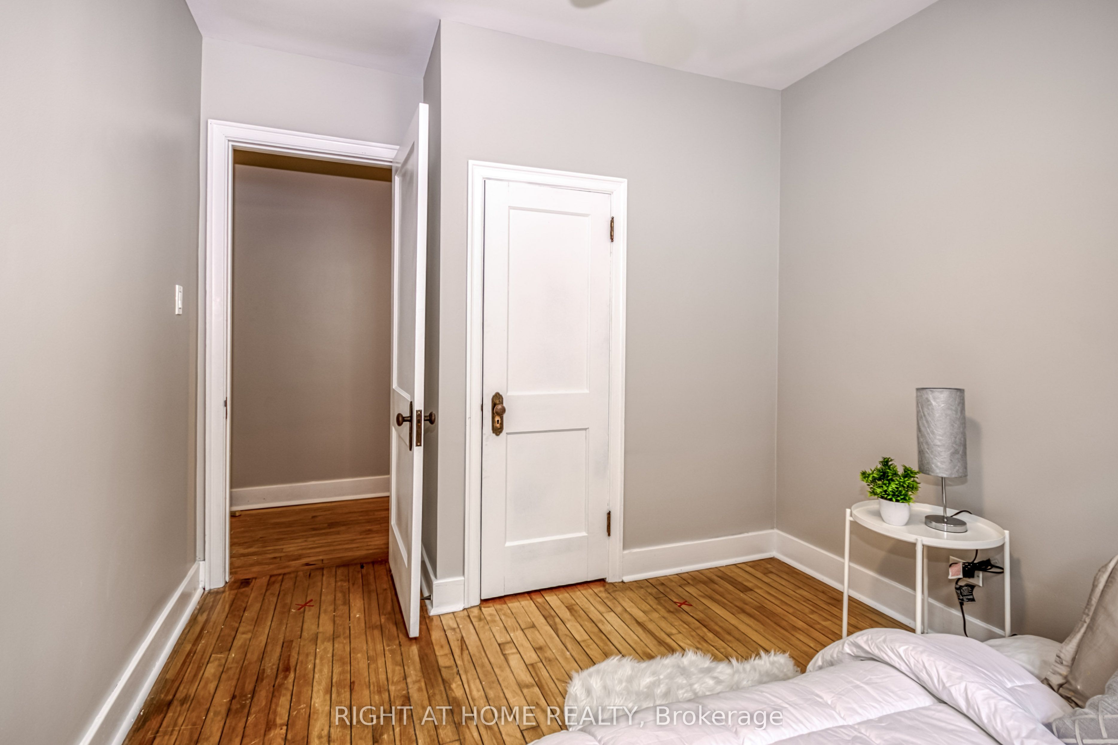 105 Riverside Drive Property Photo 14