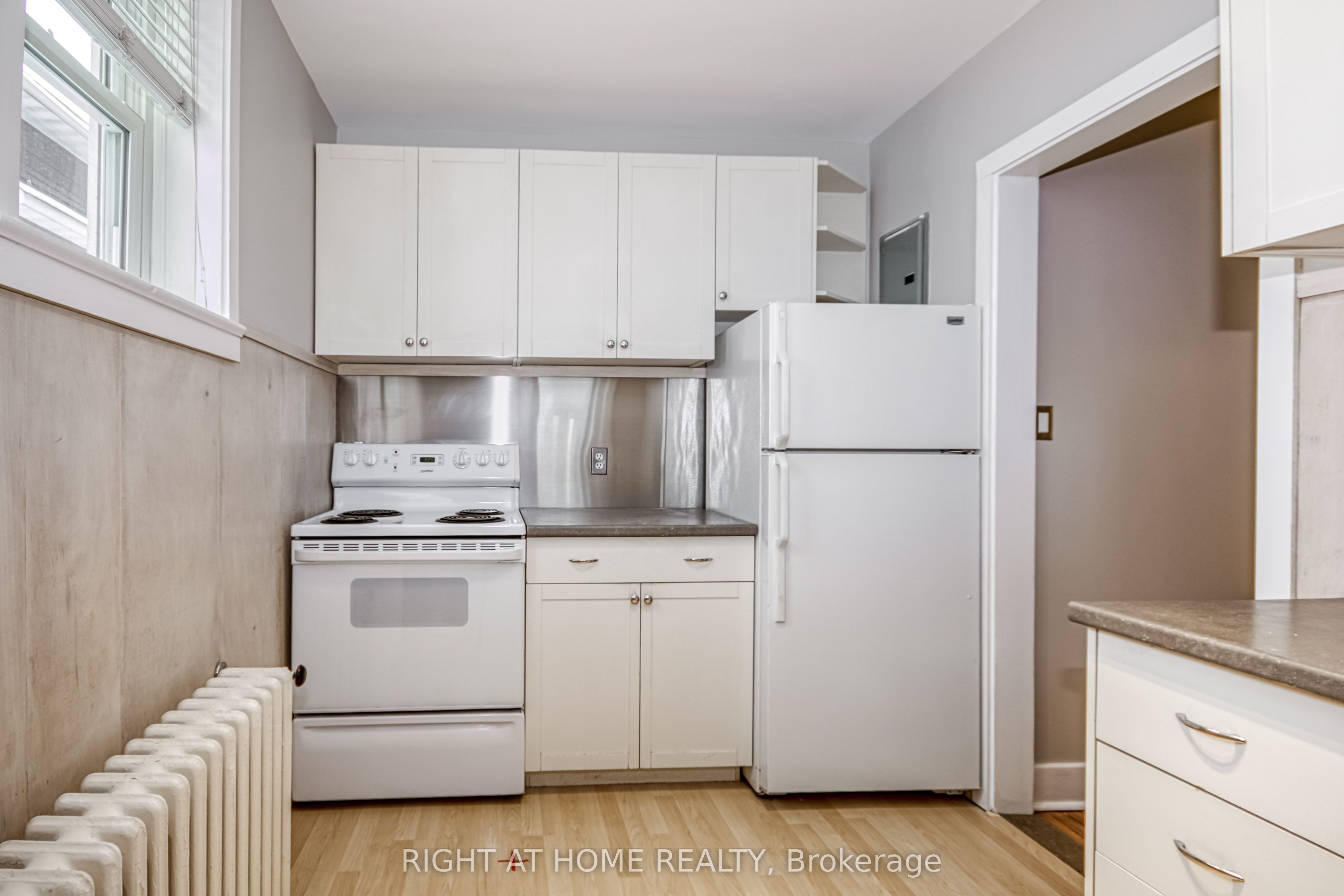 105 Riverside Drive Property Photo 17