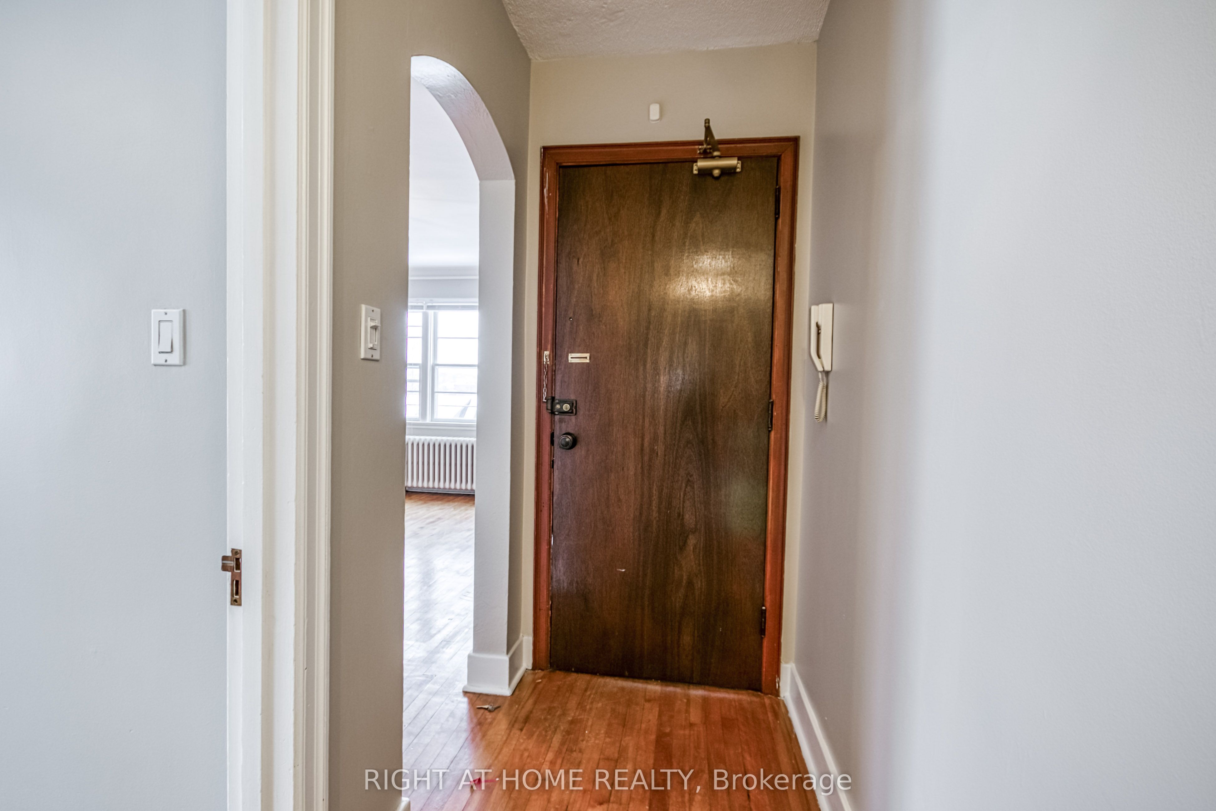 105 Riverside Drive Property Photo 27