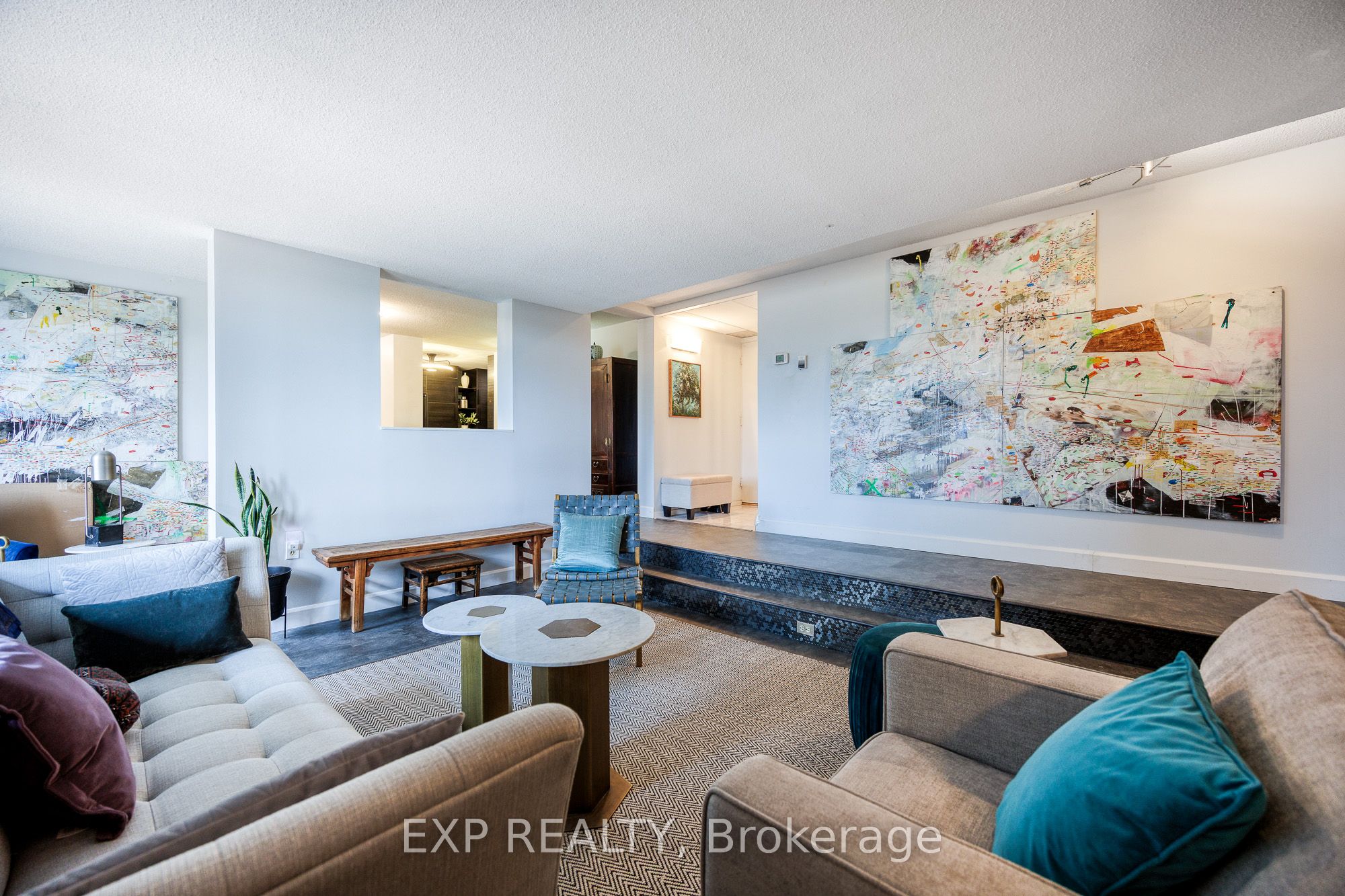 373 Laurier Avenue E 1003 Property Photo 6