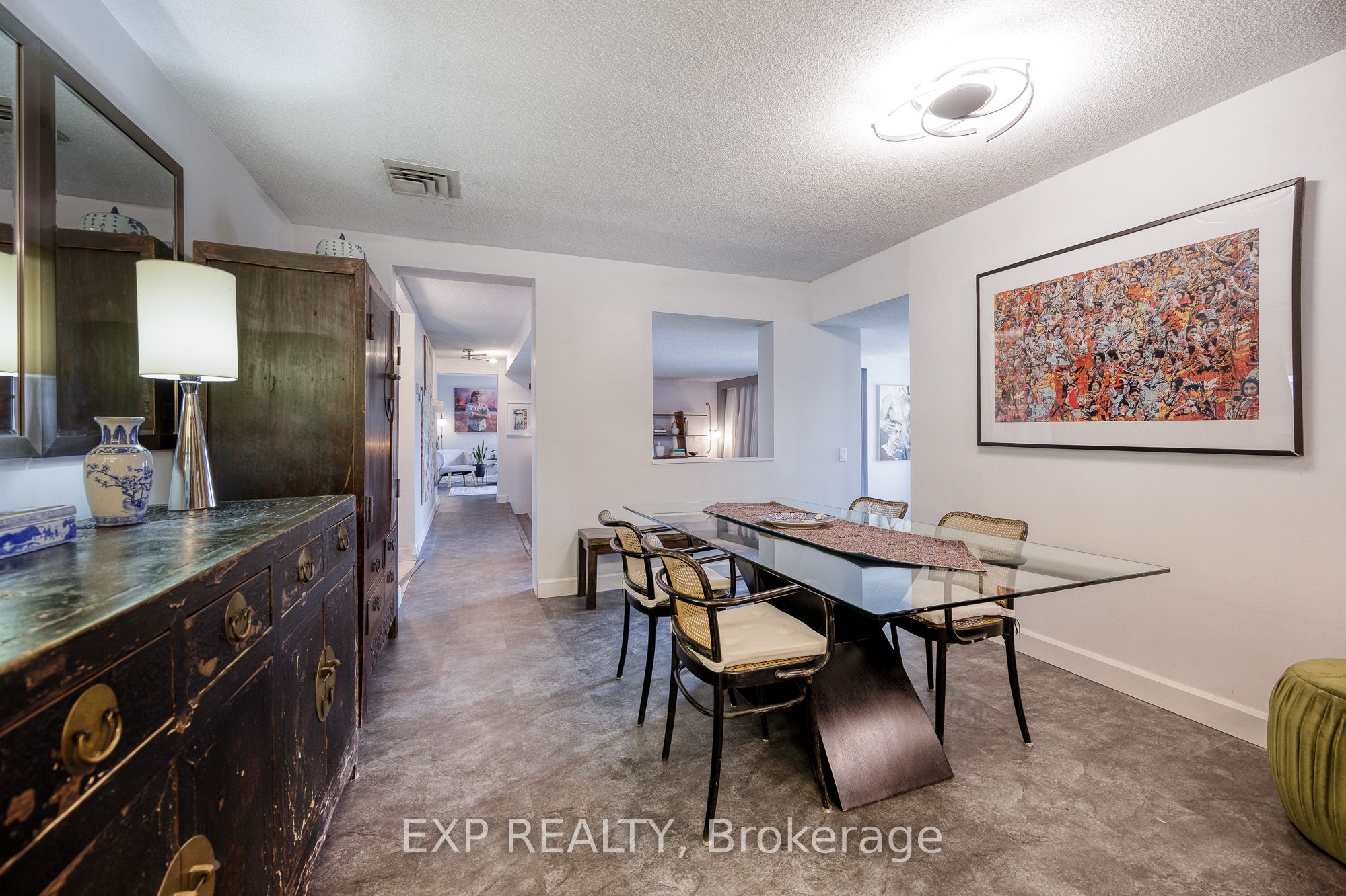 373 Laurier Avenue E 1003 Property Photo 12