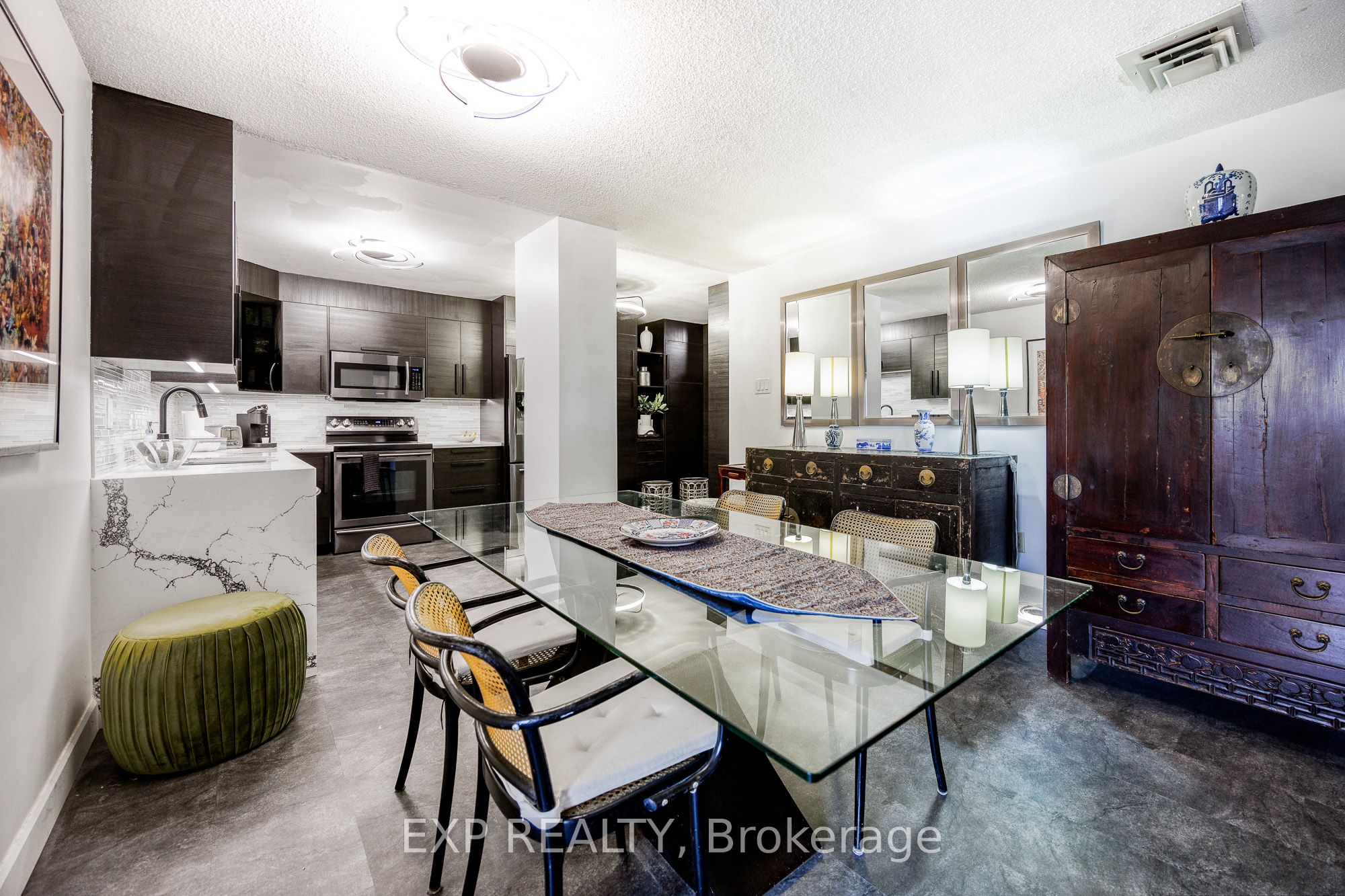 373 Laurier Avenue E 1003 Property Photo 16