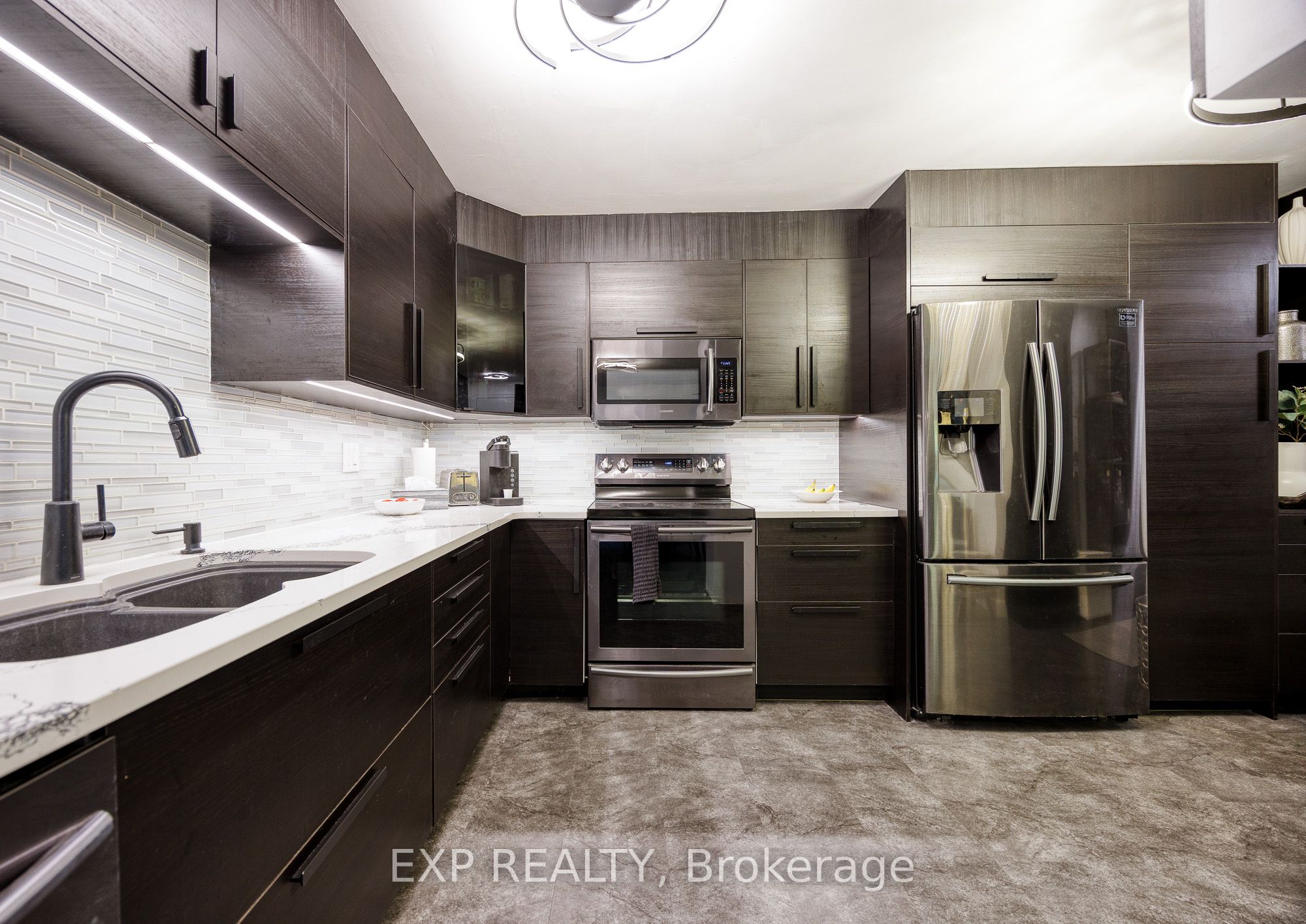 373 Laurier Avenue E 1003 Property Photo 19