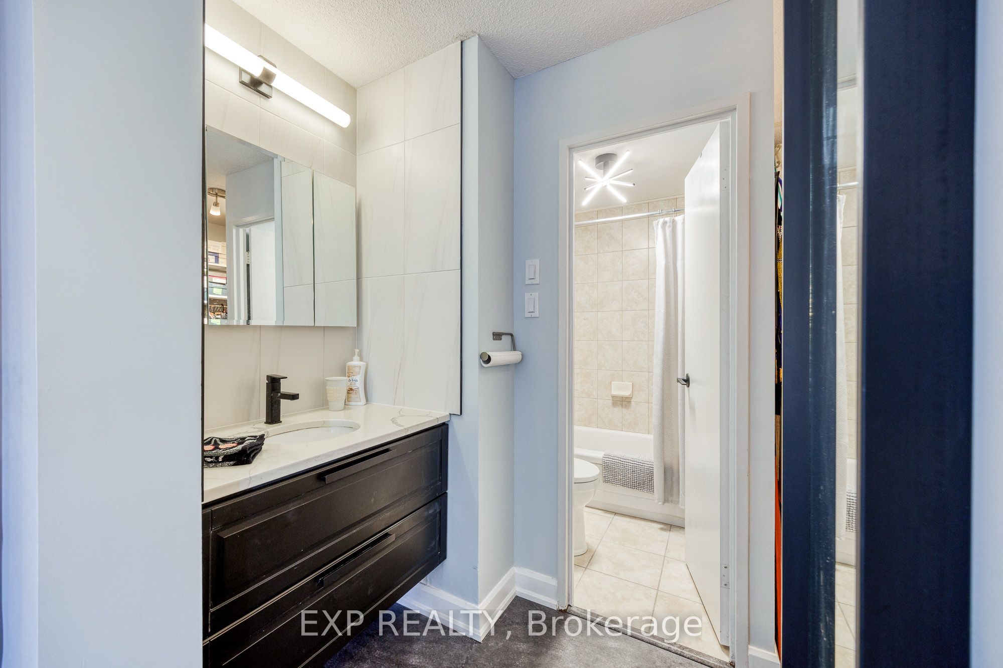 373 Laurier Avenue E 1003 Property Photo 34