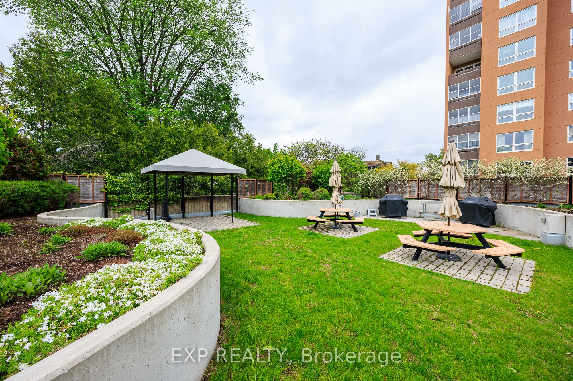 373 Laurier Avenue E 1003 Property Photo 43