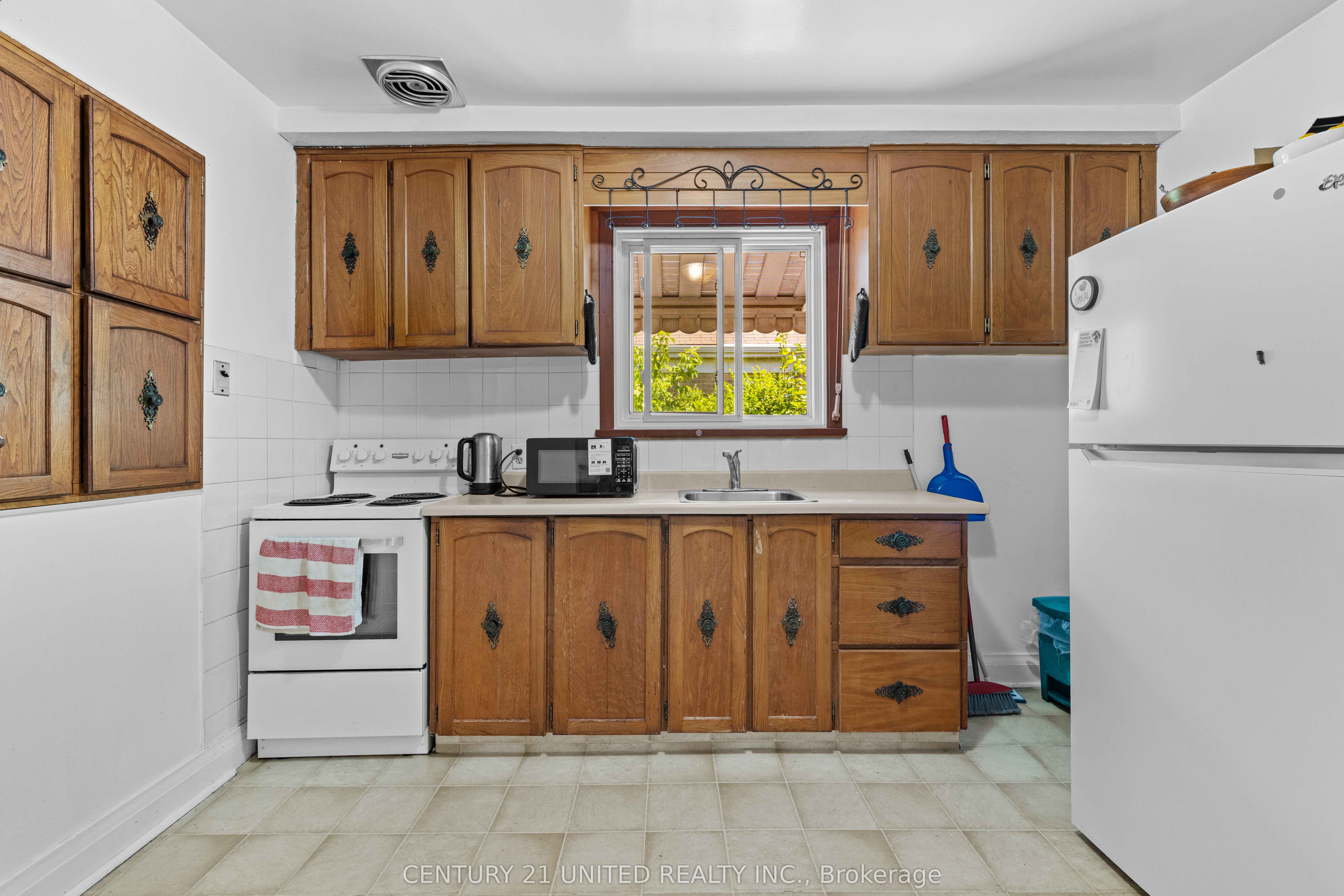 567 O'connell Road Property Photo 6