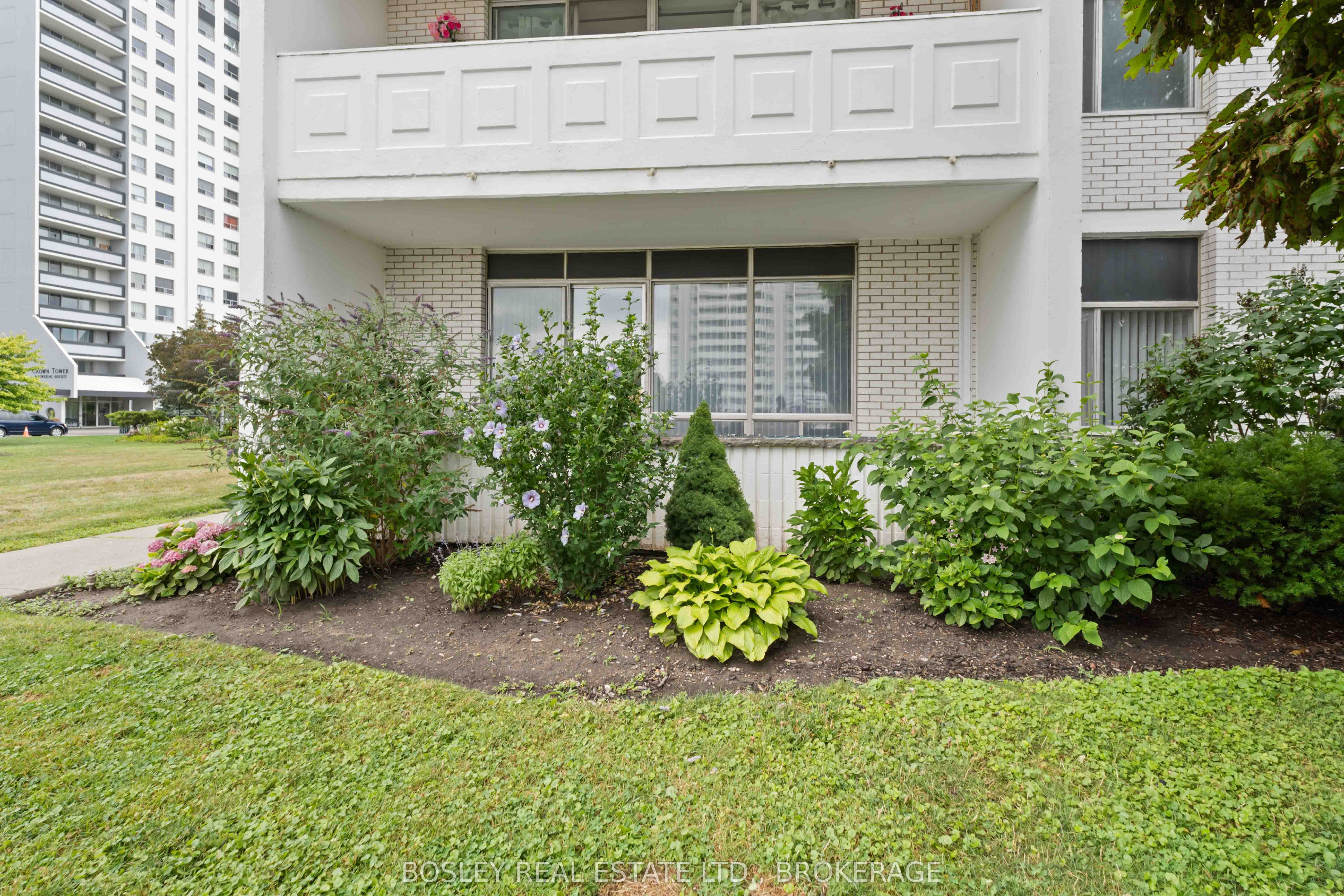 15 Towering Heights Boulevard 102 Property Photo 2