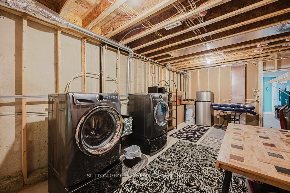 9861 Glendon Drive 432 Property Photo 28