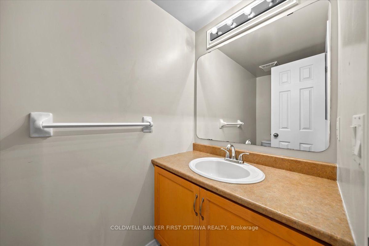 18 Maxton Private Property Photo 4