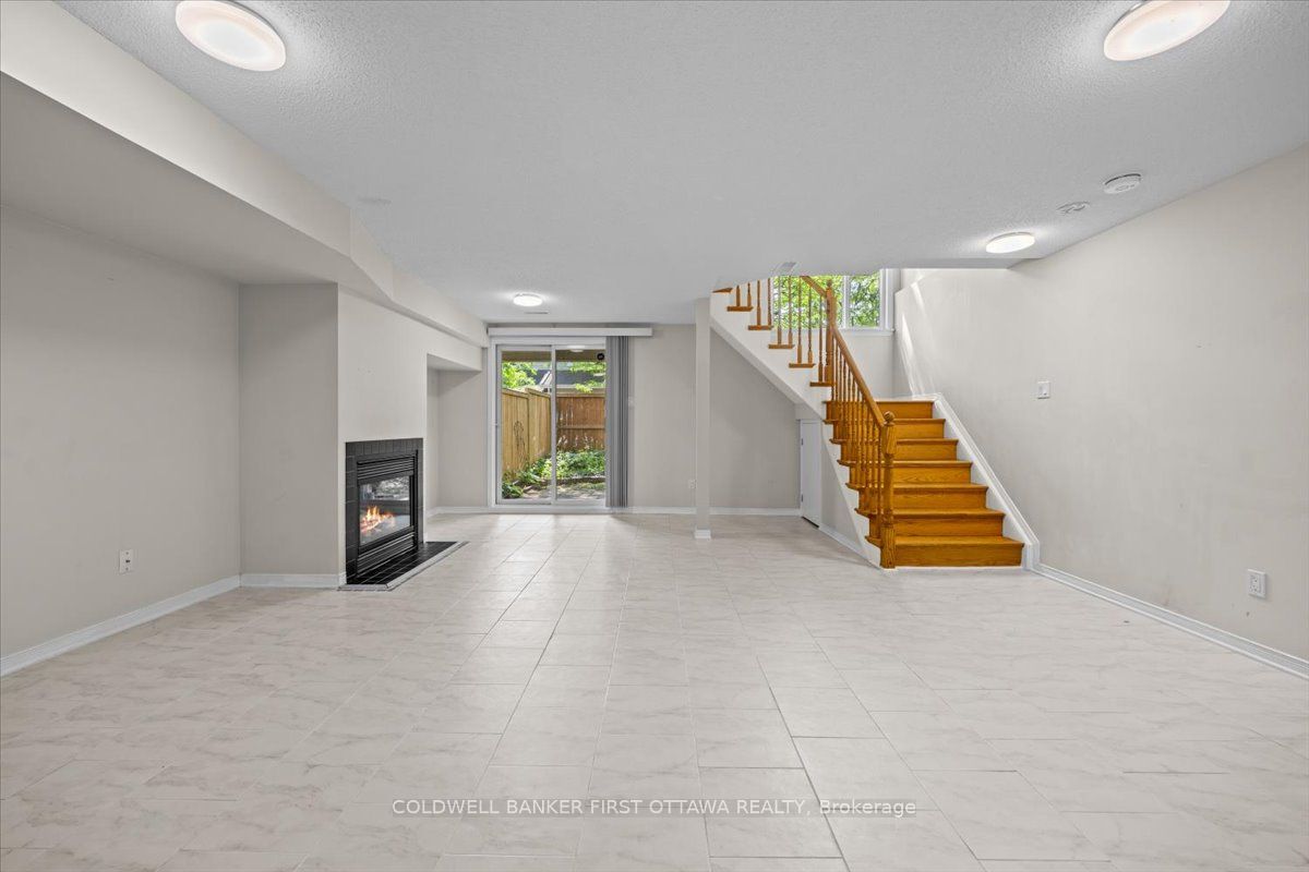 18 Maxton Private Property Photo 15
