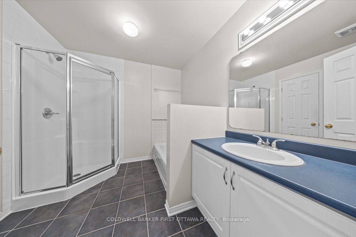 18 Maxton Private Property Photo 23