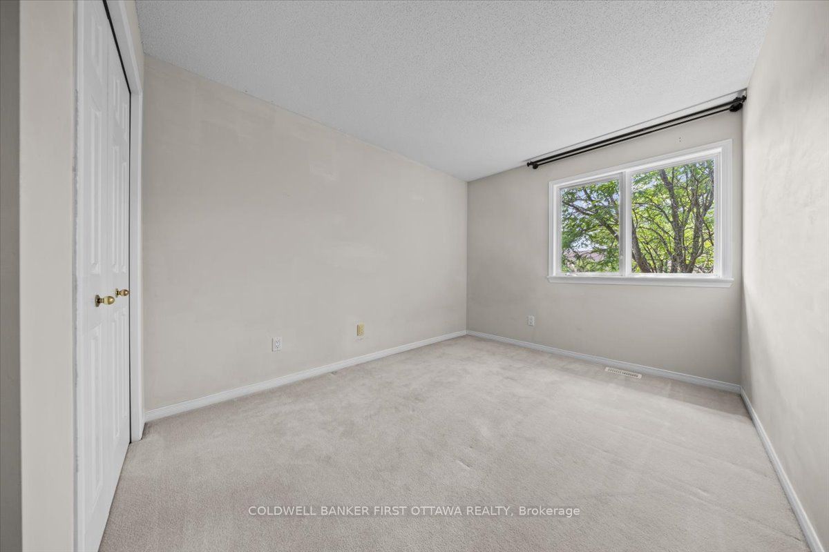 18 Maxton Private Property Photo 24