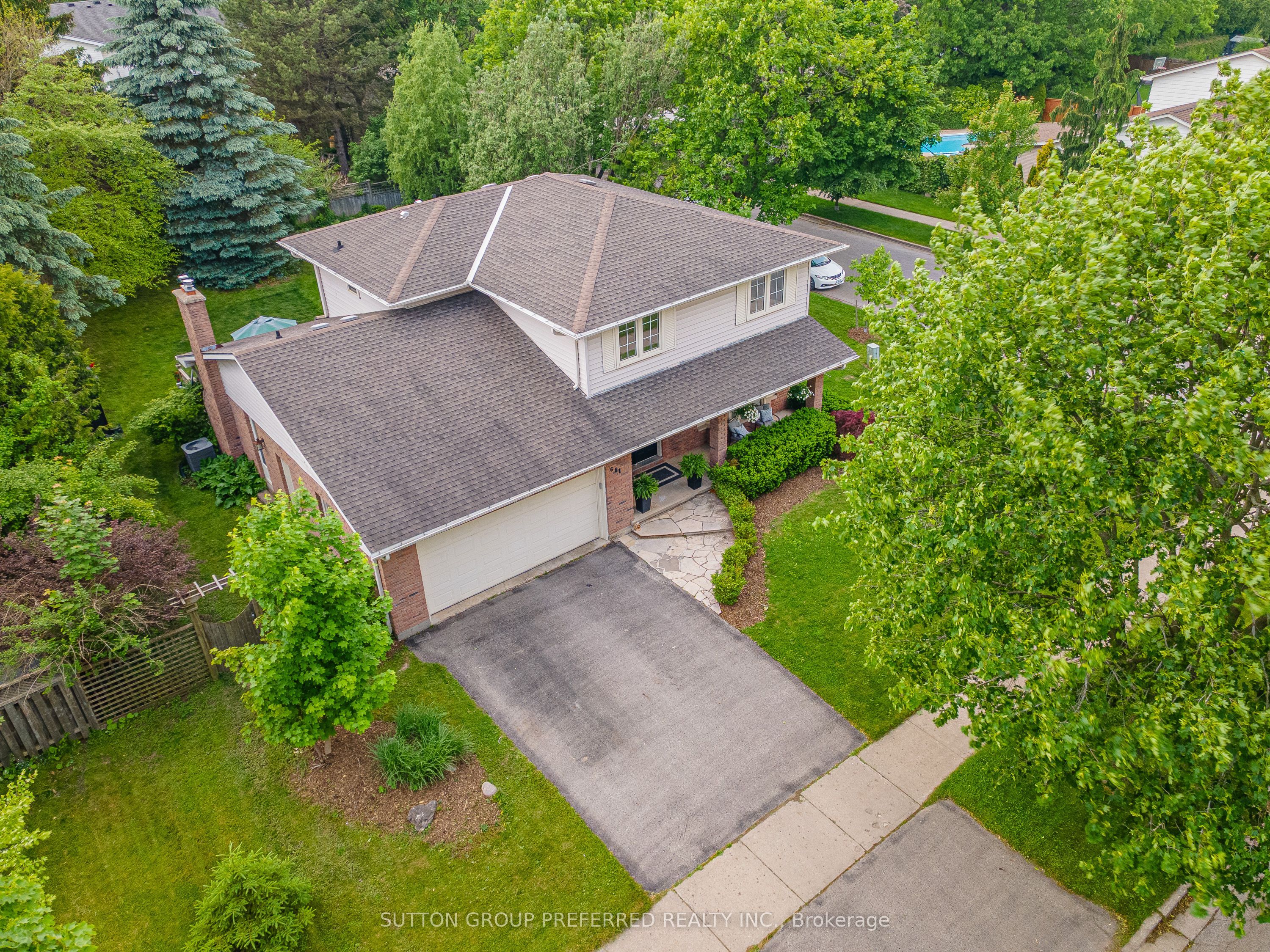 661 Cranbrook Road Property Photo 4