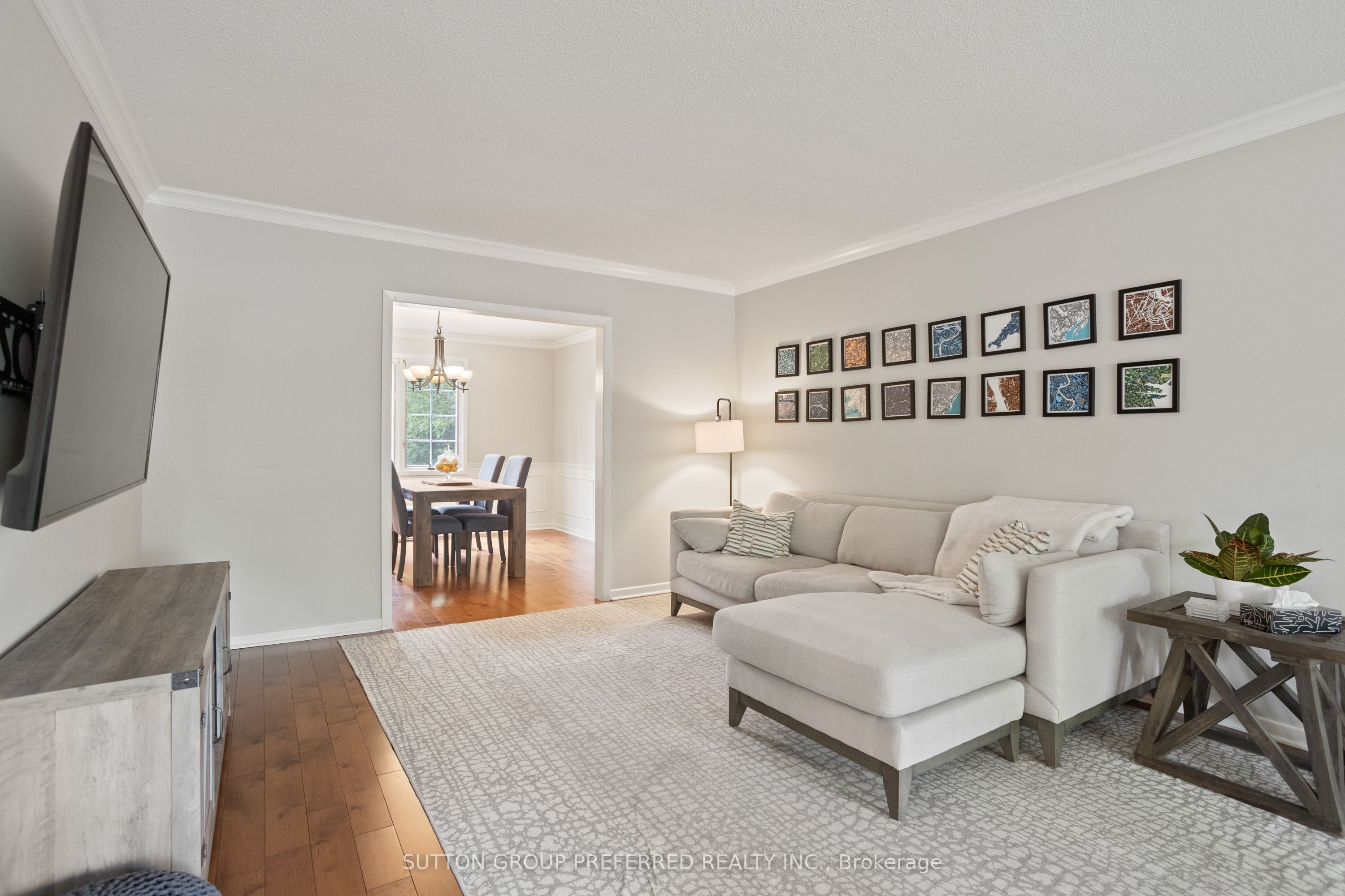 661 Cranbrook Road Property Photo 8