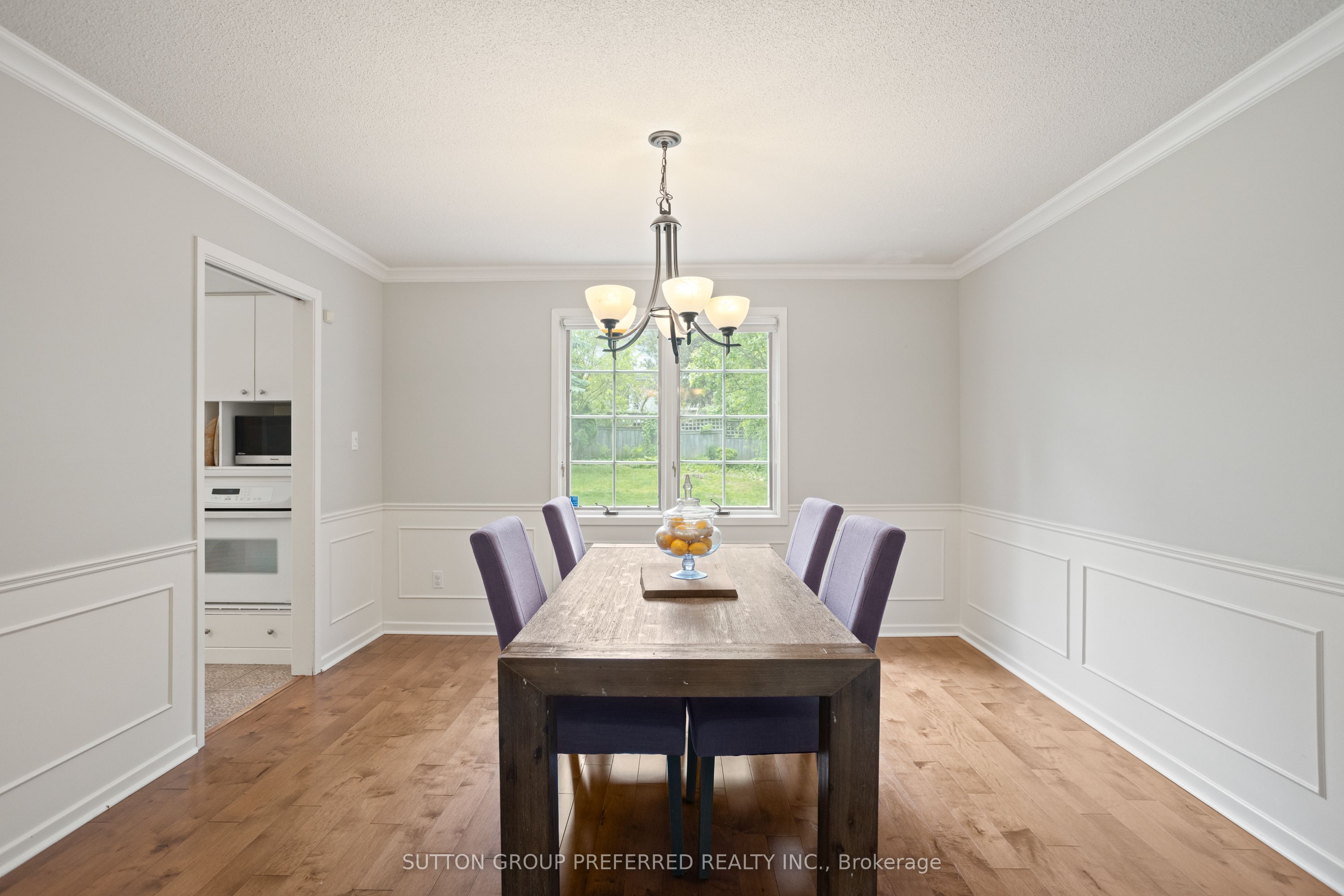 661 Cranbrook Road Property Photo 12