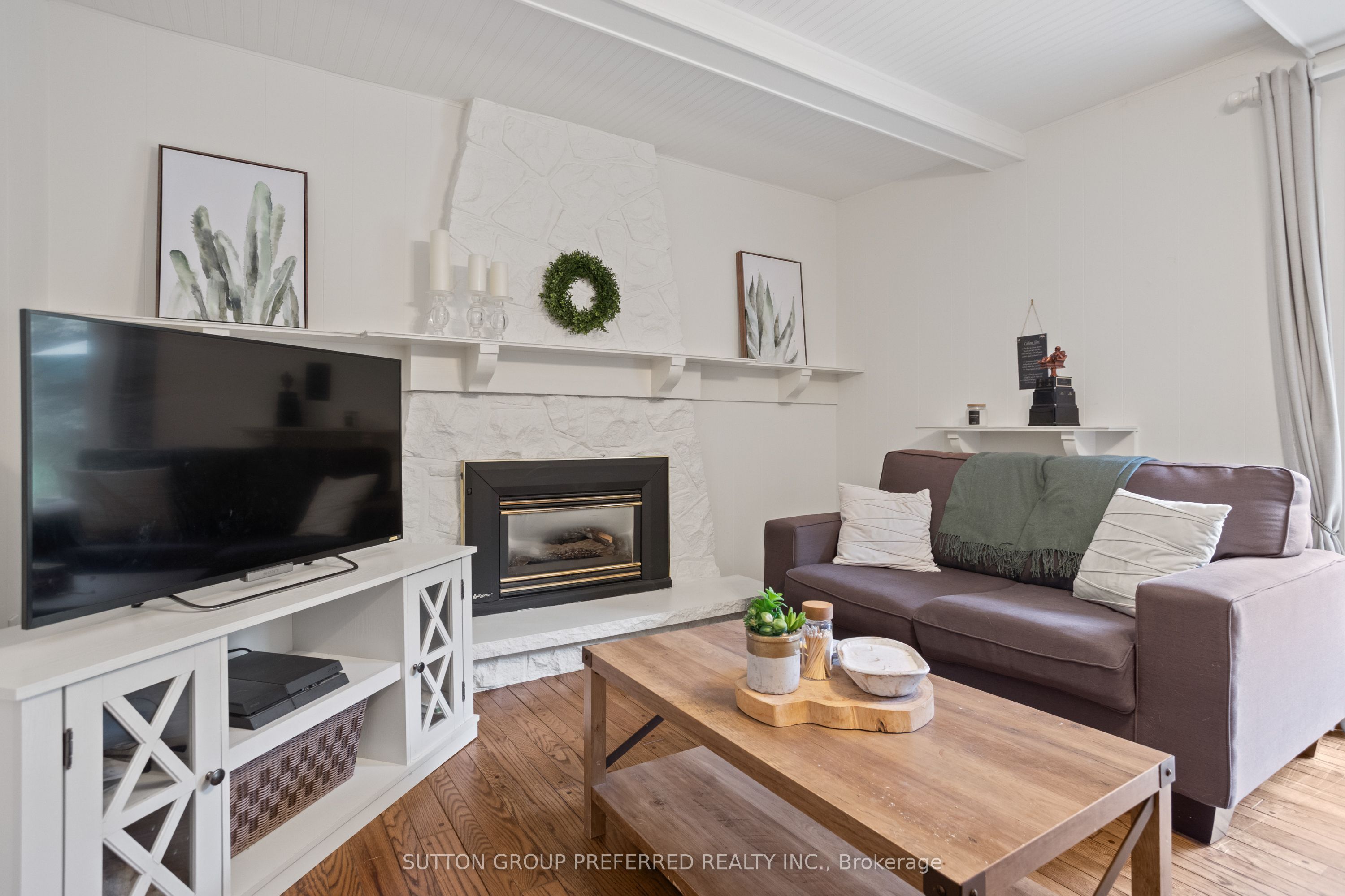 661 Cranbrook Road Property Photo 21