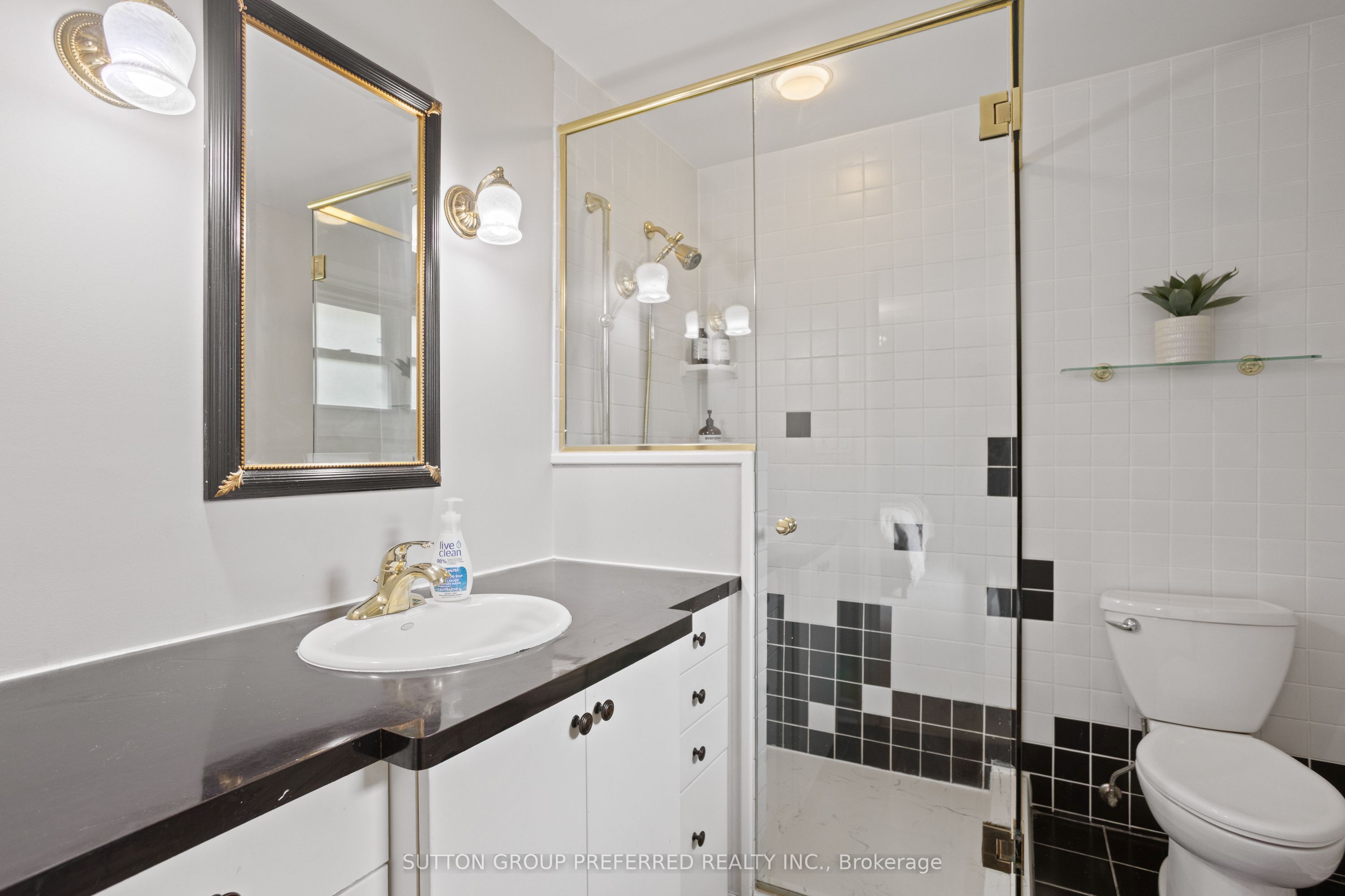 661 Cranbrook Road Property Photo 29