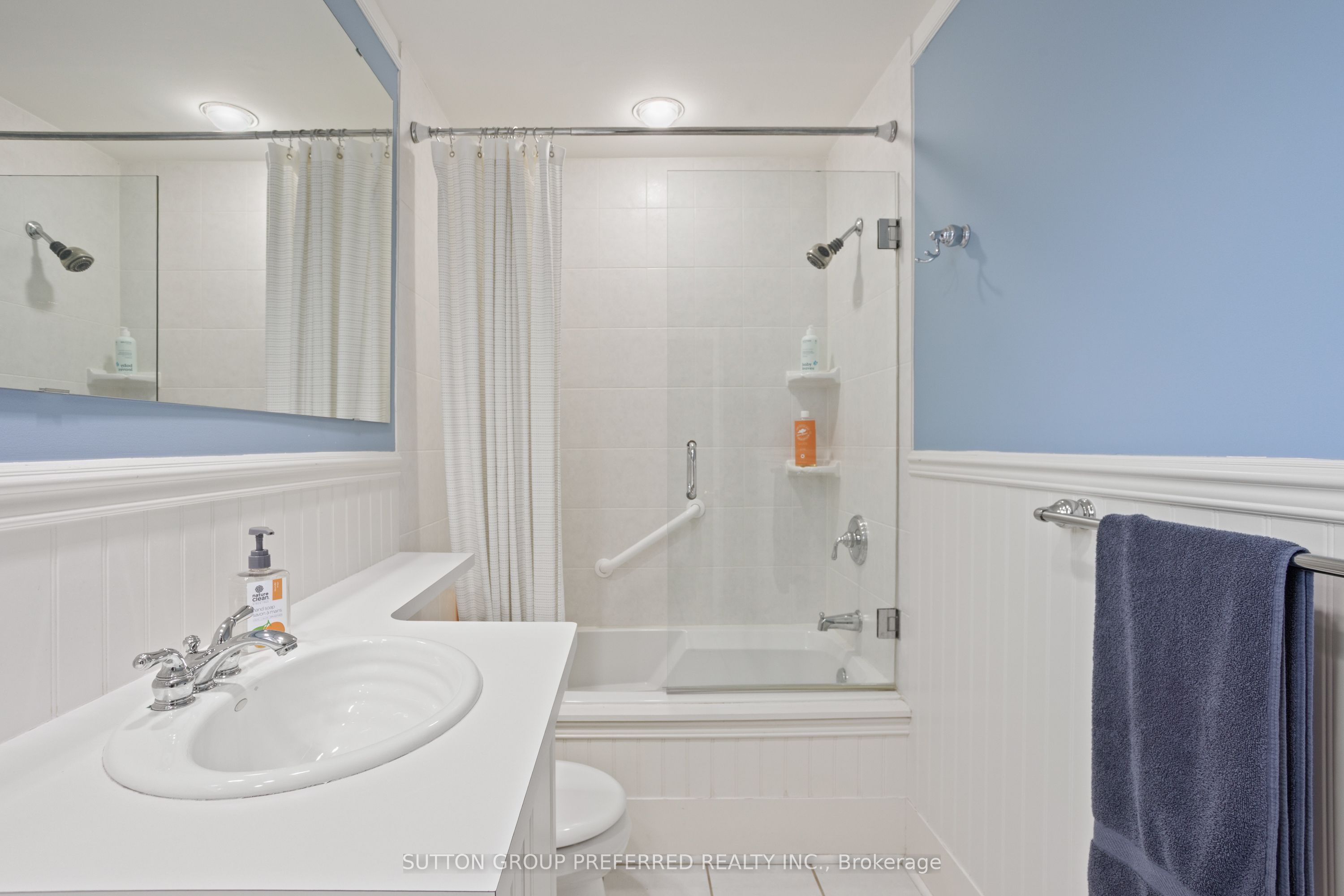 661 Cranbrook Road Property Photo 37