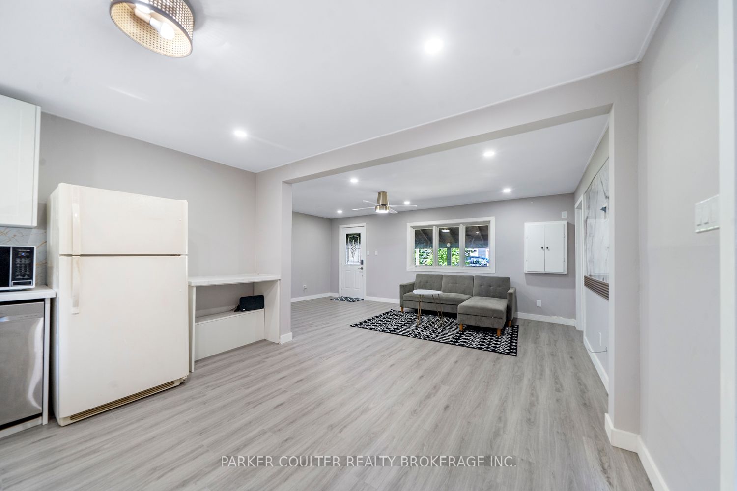 597 High Street Property Photo 20