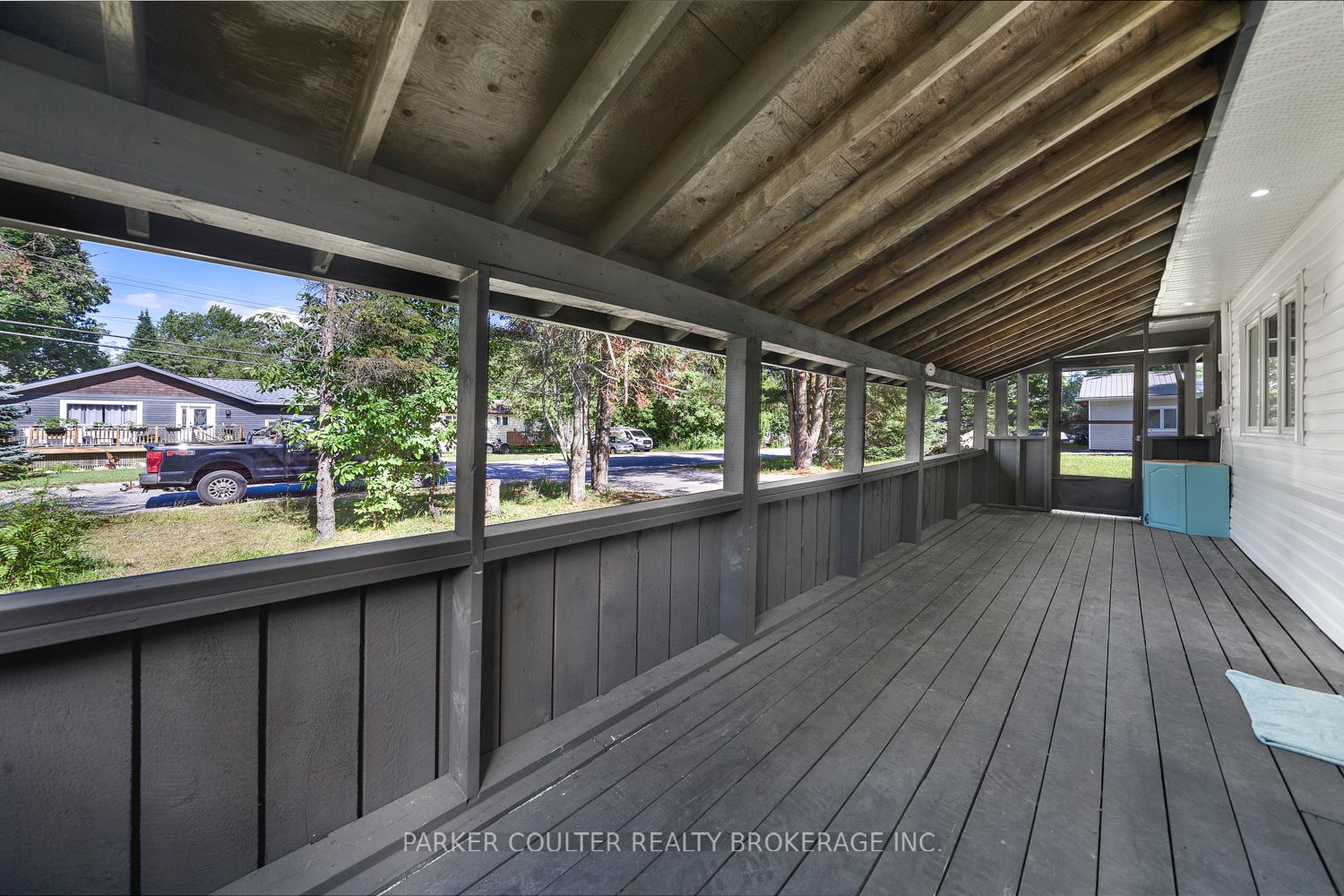 597 High Street Property Photo 27