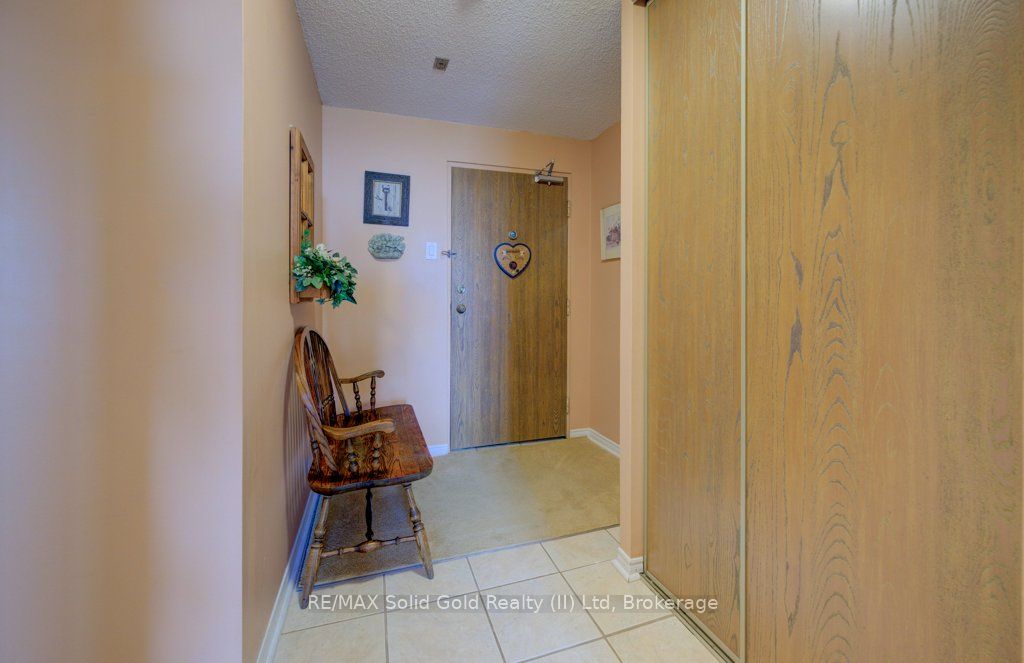 55 Green Valley Drive 1710 Property Photo 2