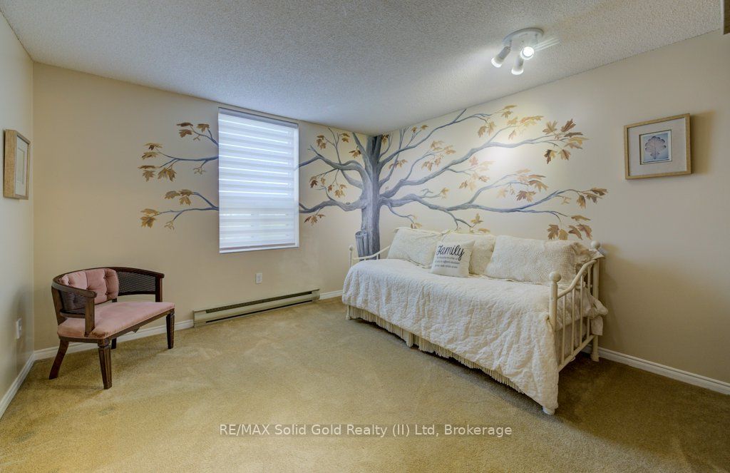 55 Green Valley Drive 1710 Property Photo 12