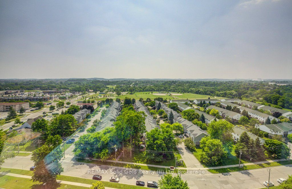 55 Green Valley Drive 1710 Property Photo 18