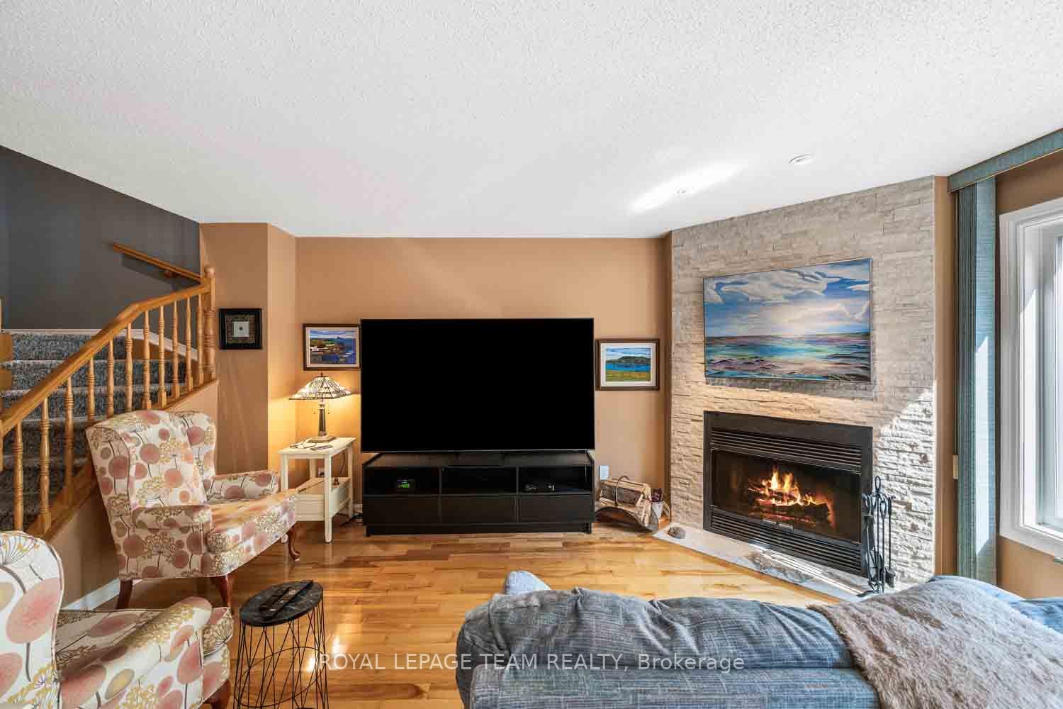 172 Southport Drive Property Photo 8