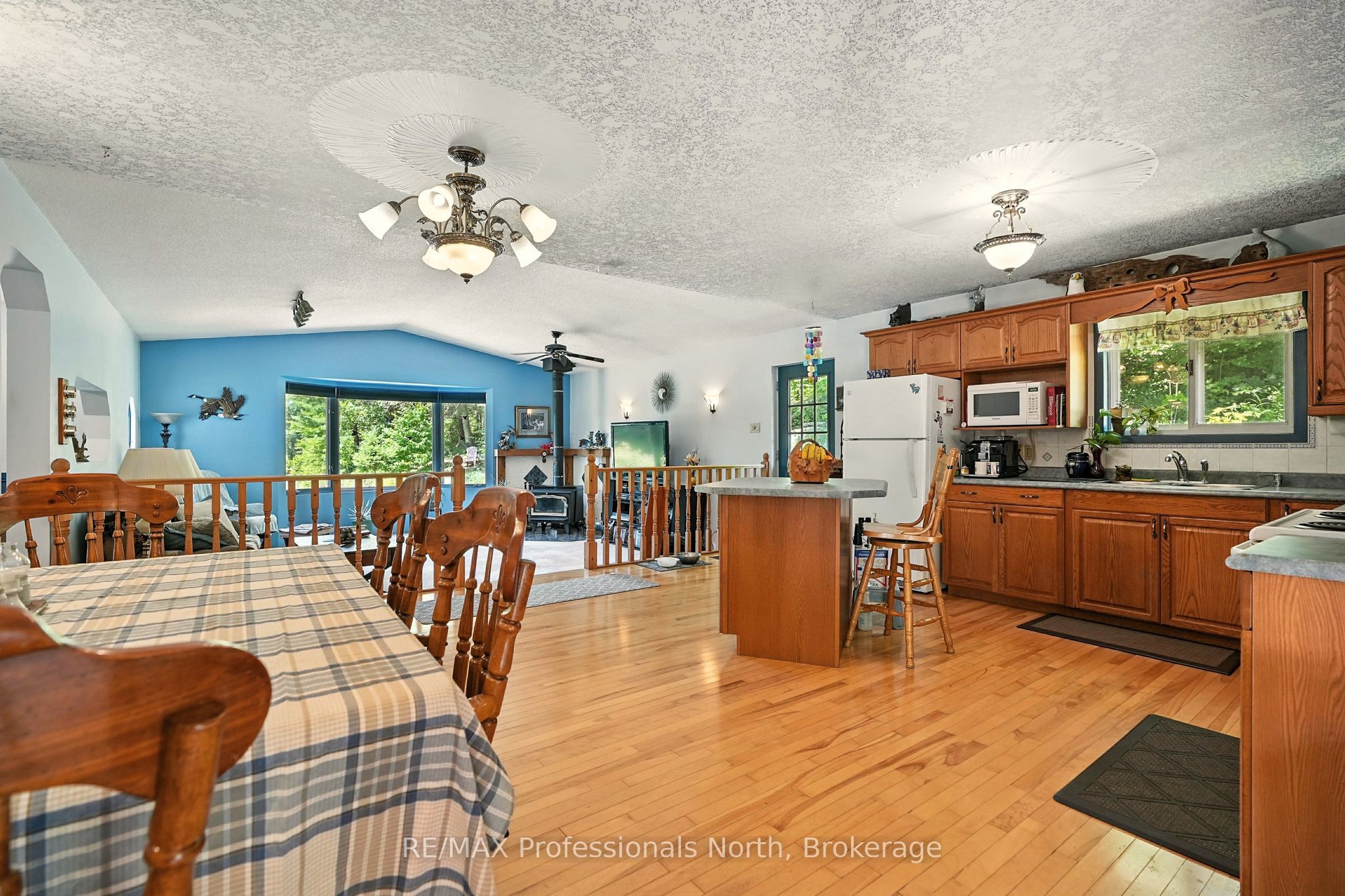 31 Stephenson Rd 2 Road E Property Photo 12