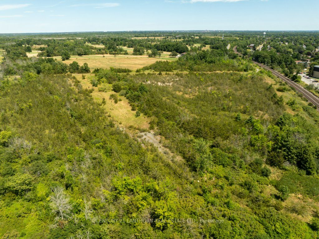 4250 Taylor Kidd Boulevard Property Photo 15