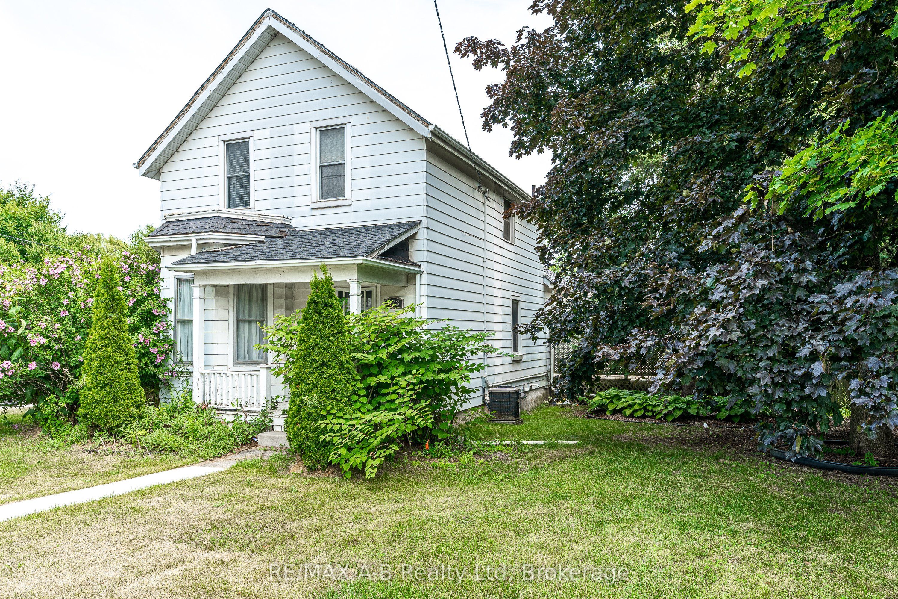 773 Rathbourne Avenue Property Photo 1