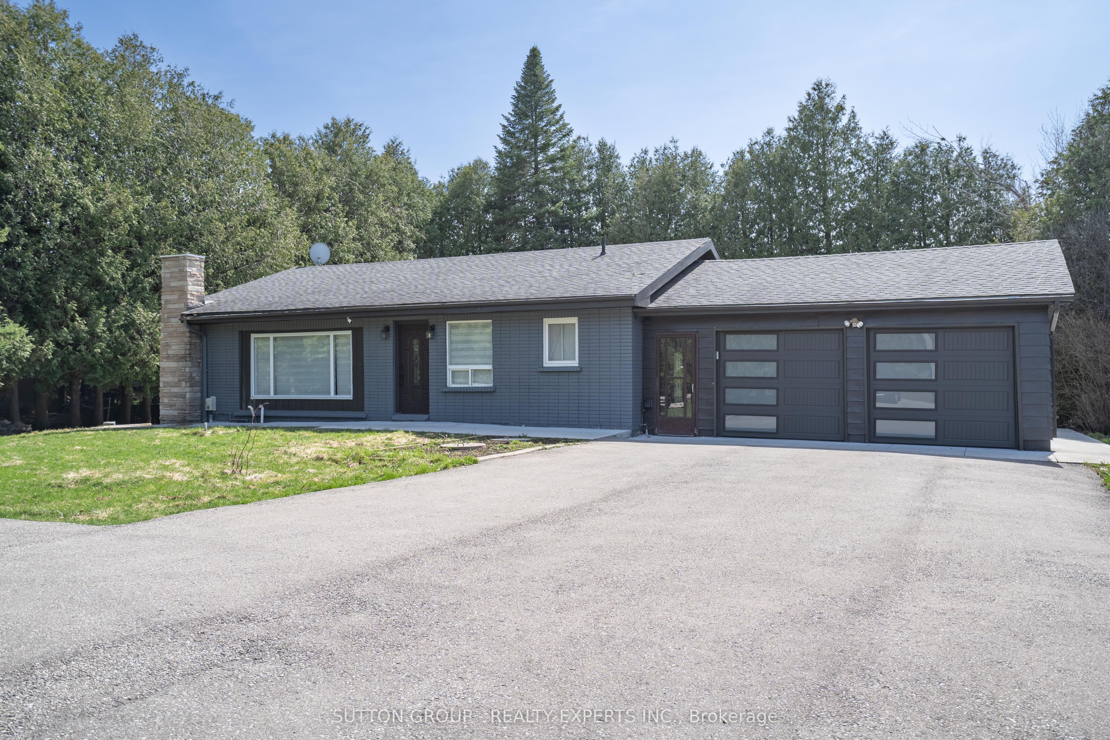 4934 Trafalgar Rd Property Photo 1