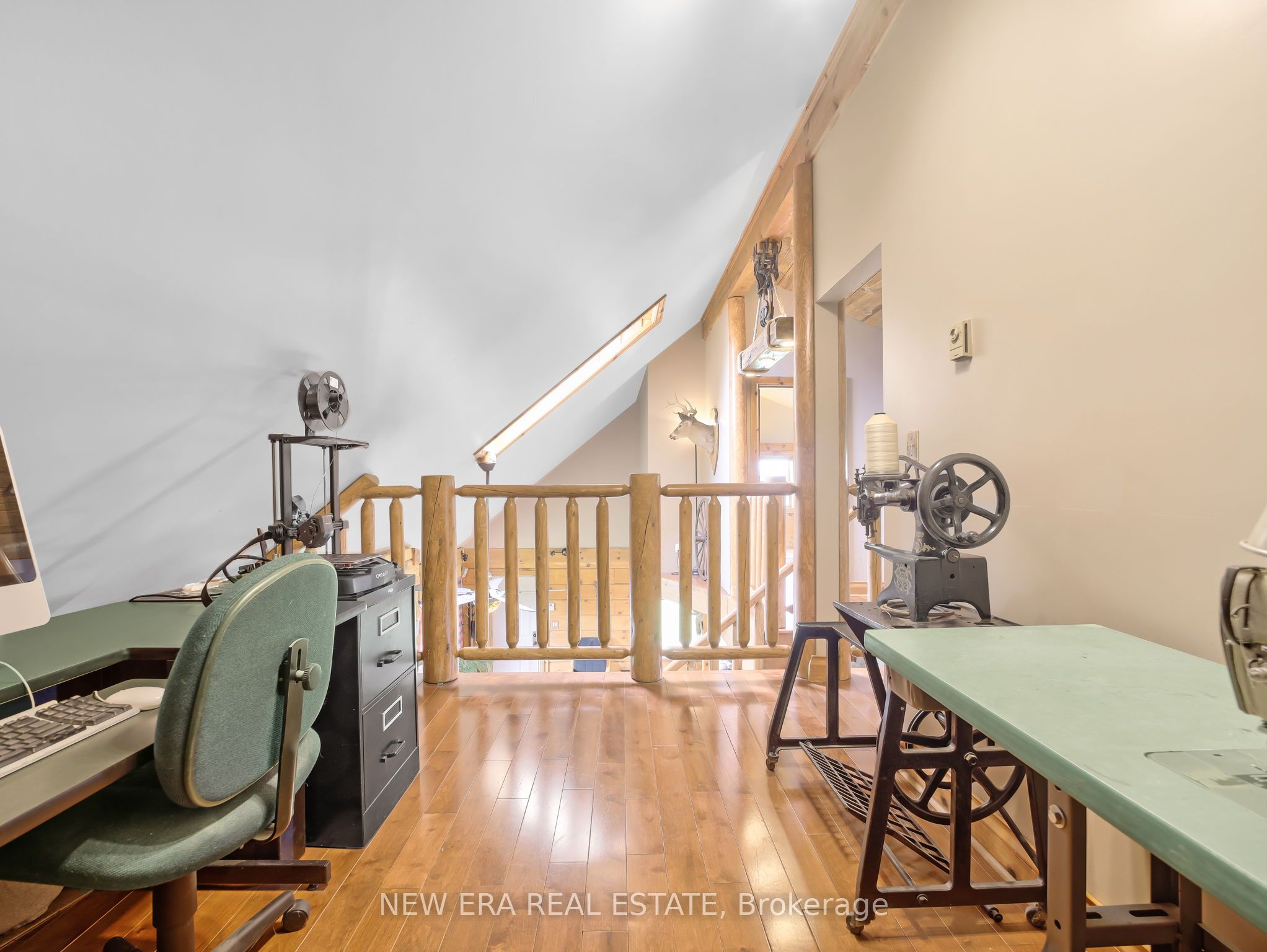 526 2nd Line Property Photo 20